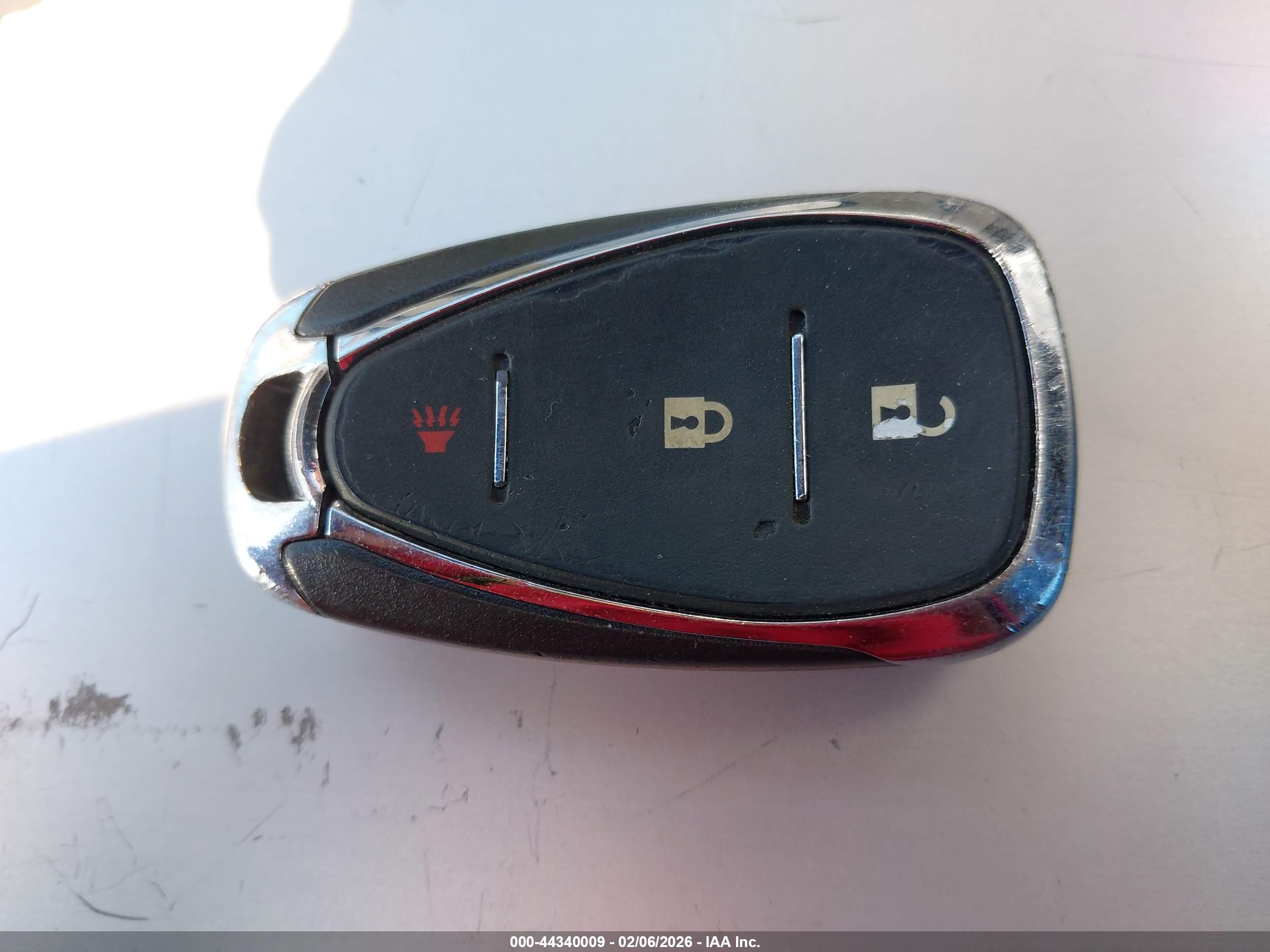 CHEVROLET EQUINOX image 11
