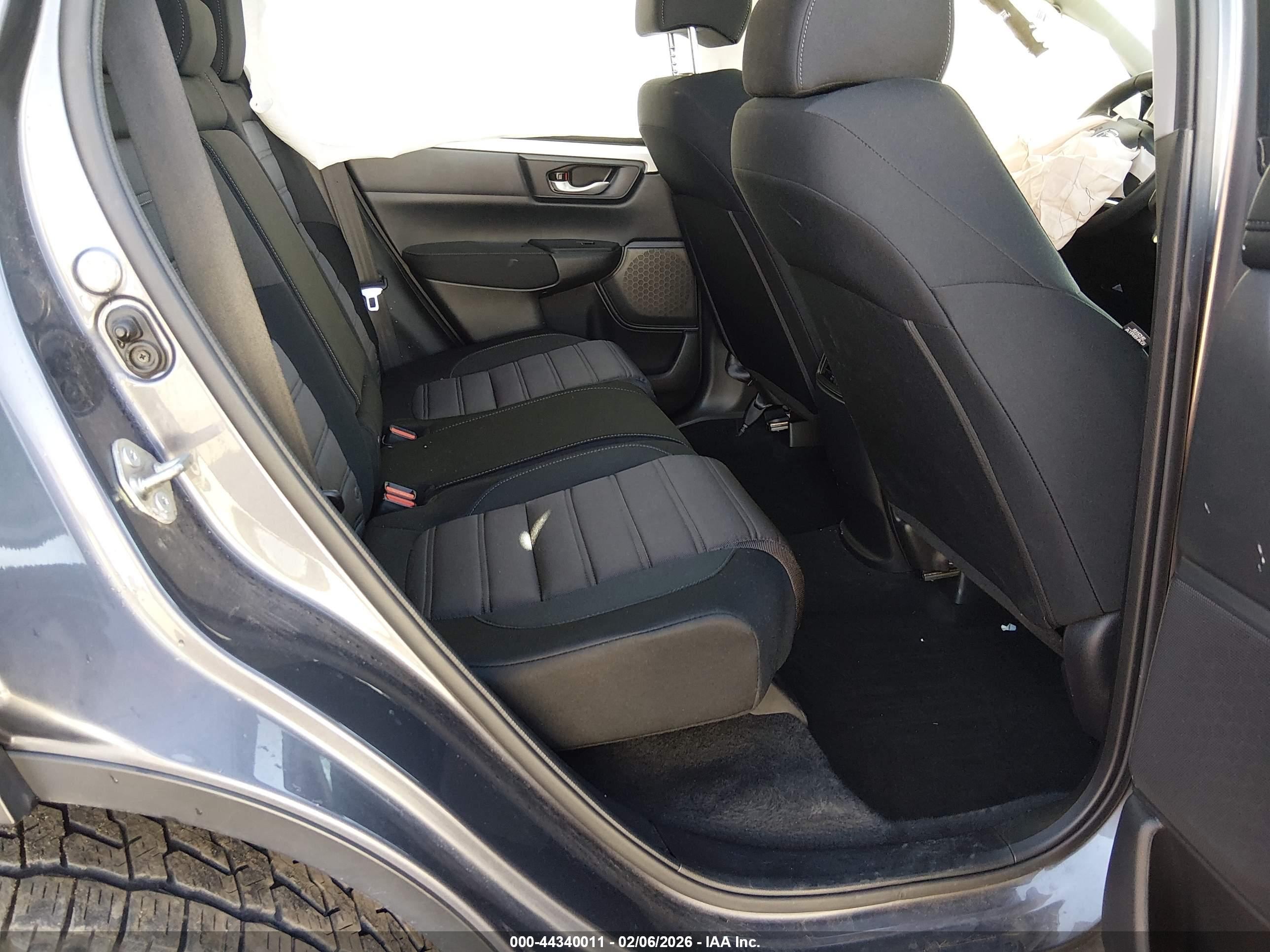 HONDA CR-V image 8