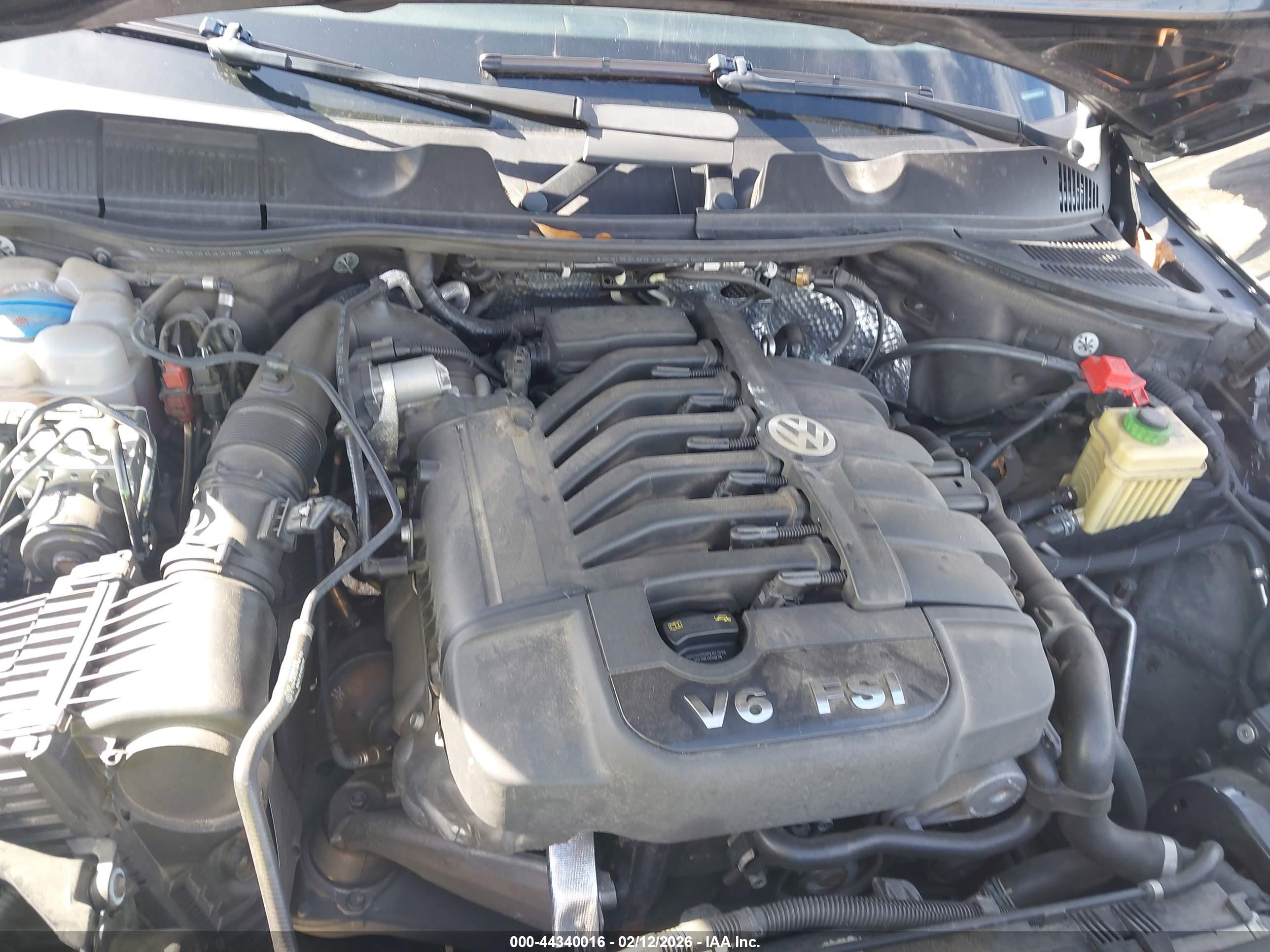 VOLKSWAGEN TOUAREG image 10