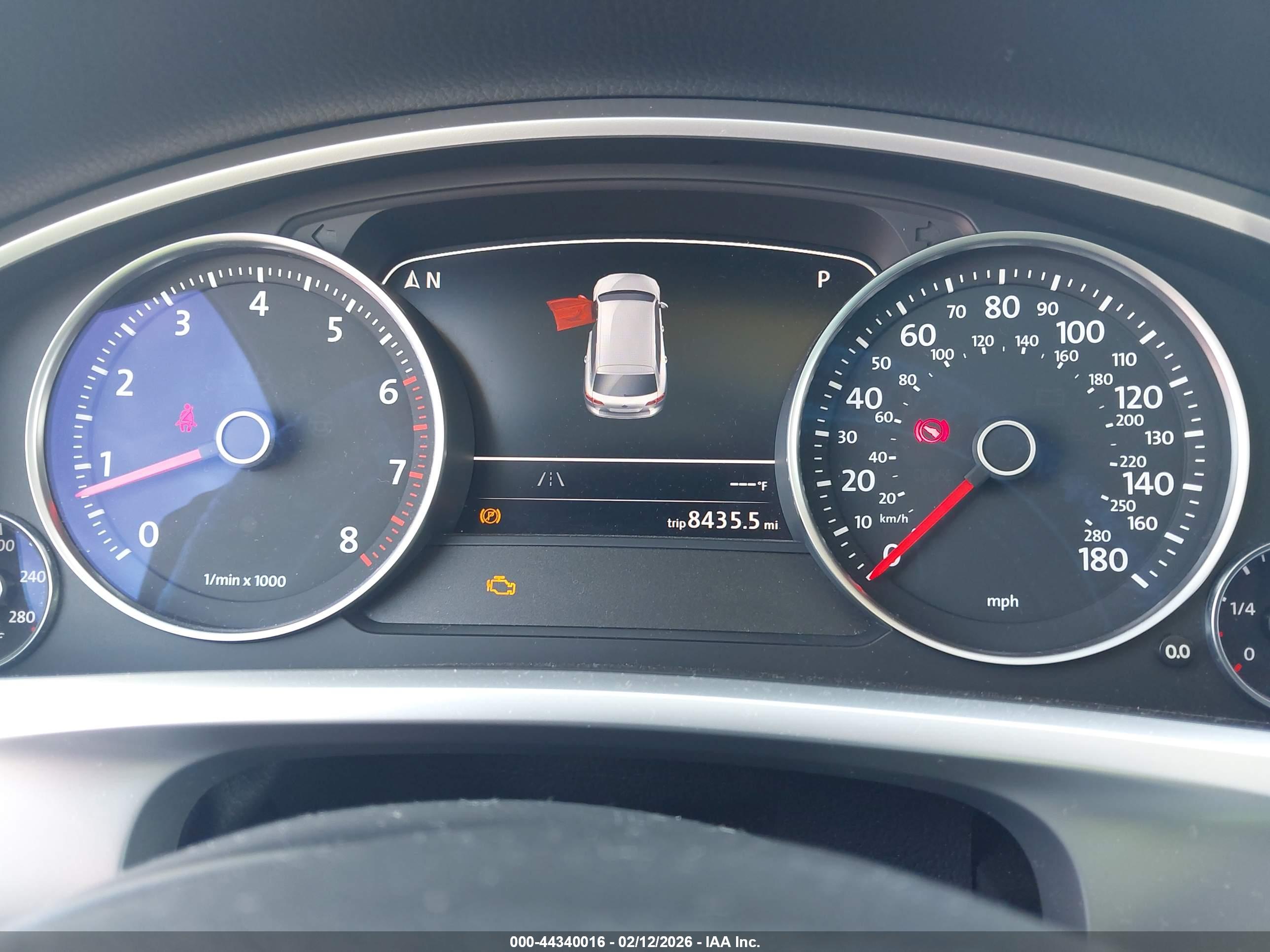VOLKSWAGEN TOUAREG image 7