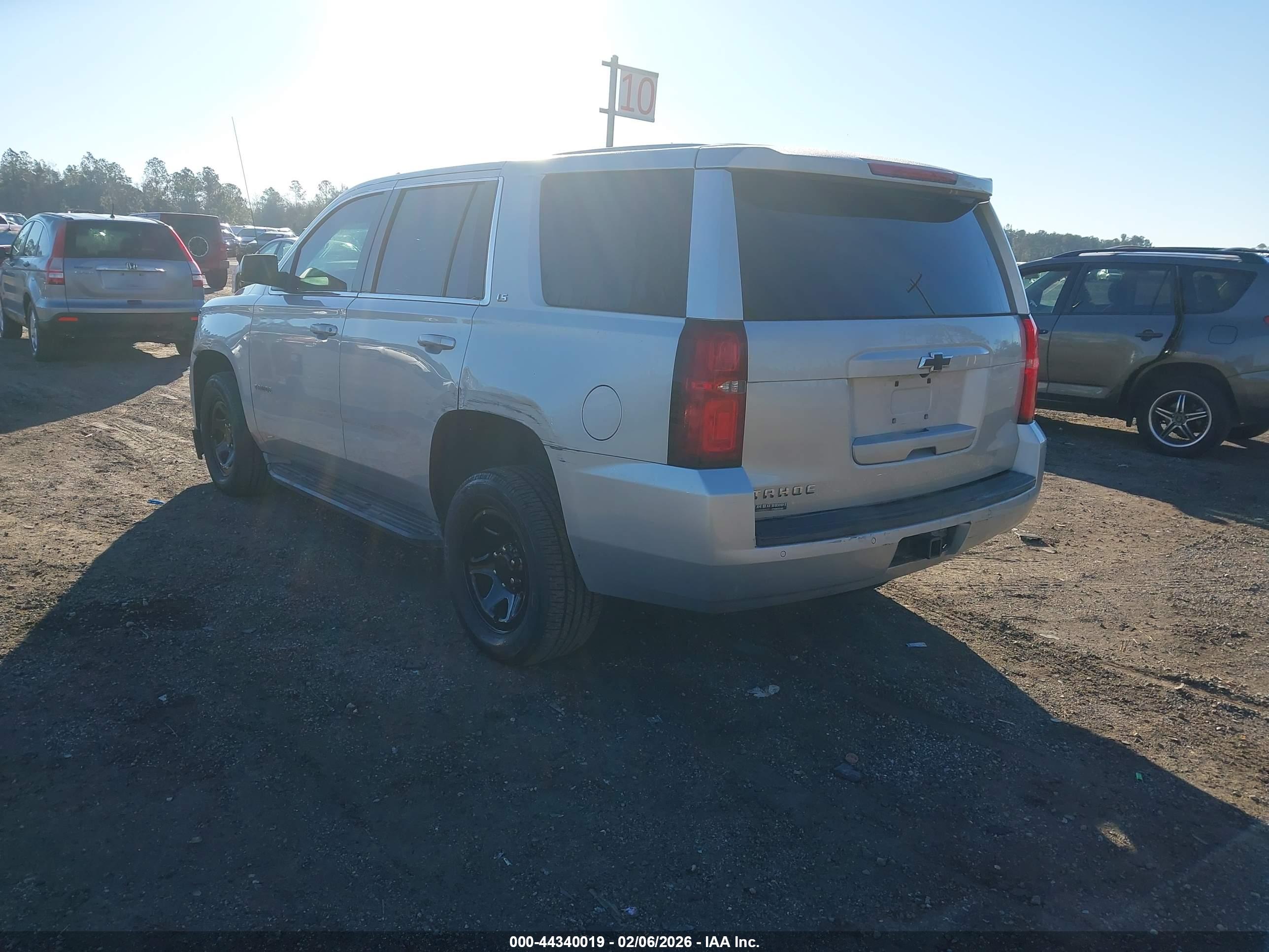 CHEVROLET TAHOE image 3
