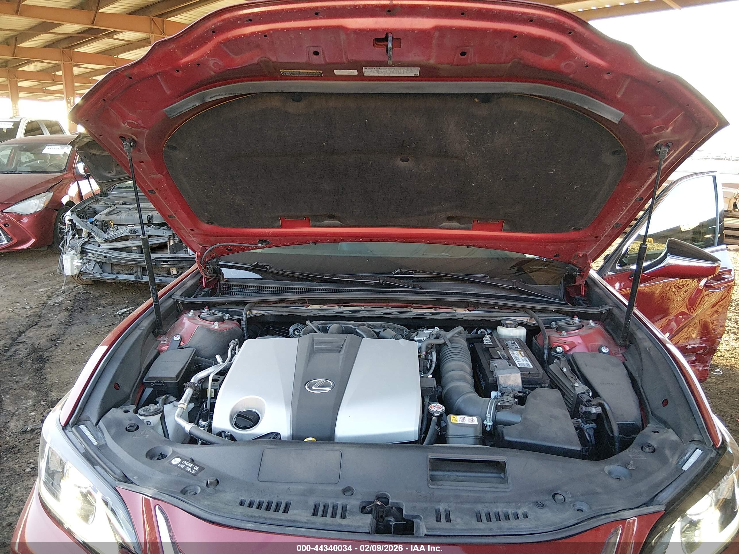 LEXUS ES image 10