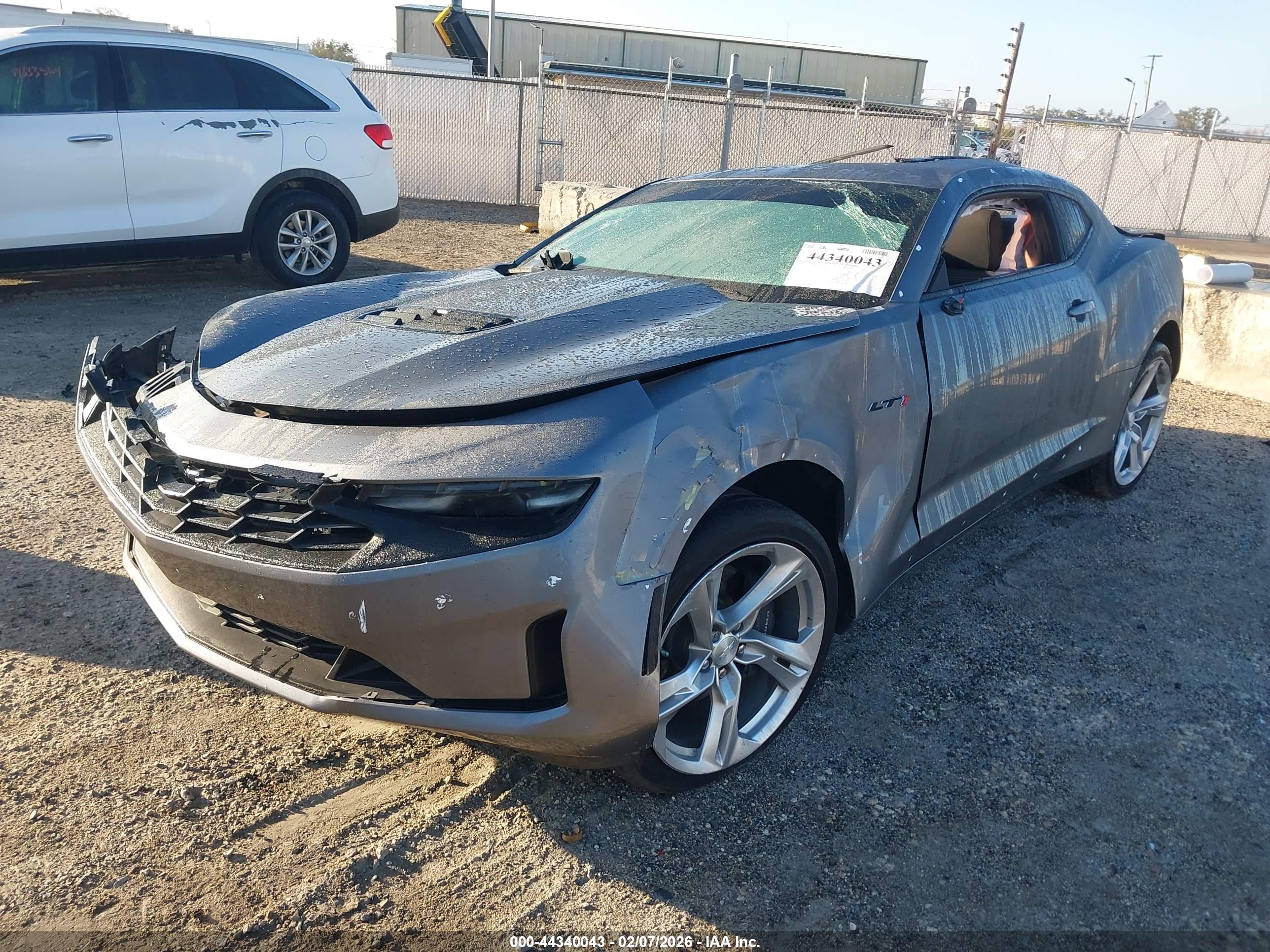 CHEVROLET CAMARO image 2