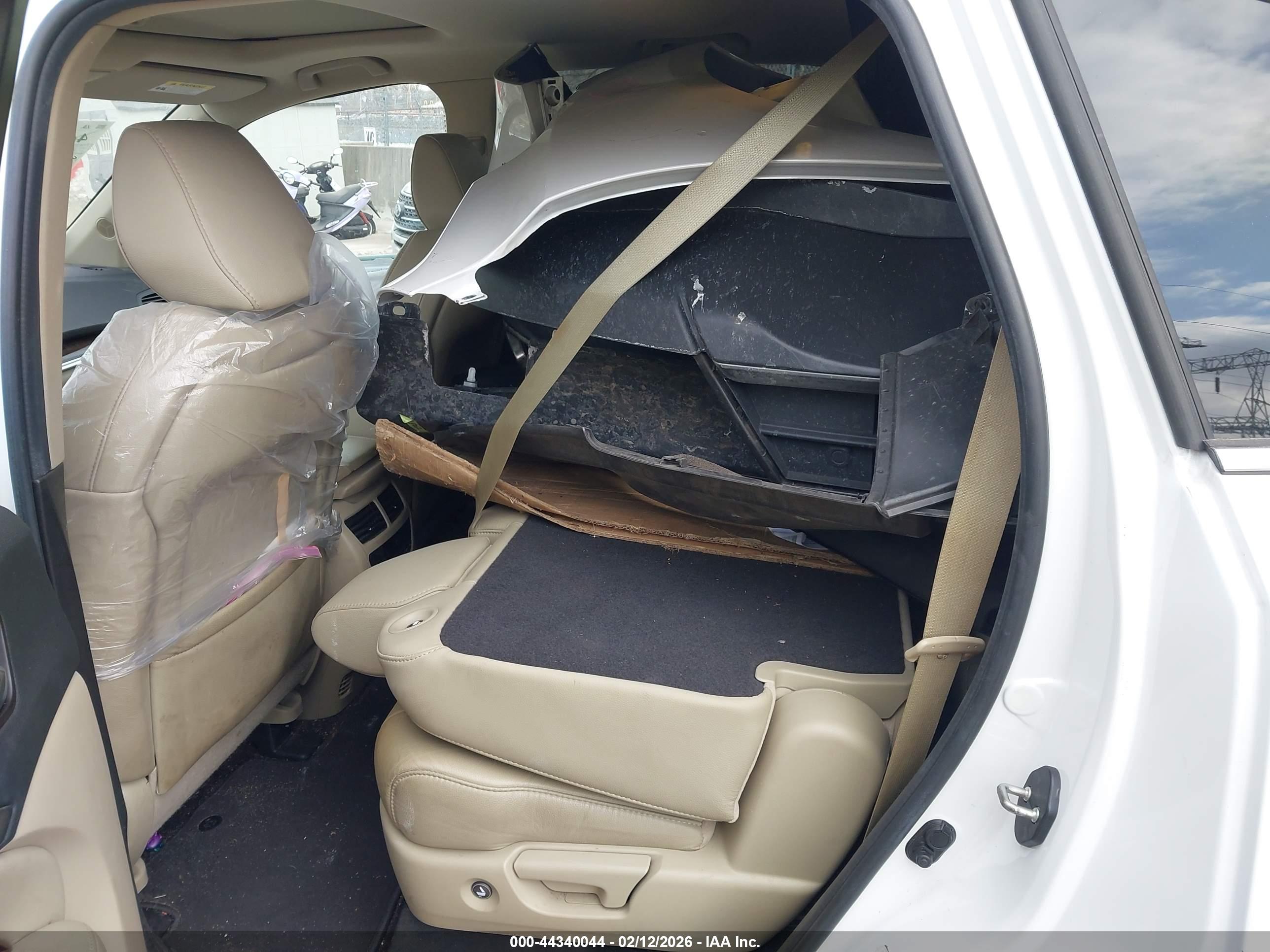 ACURA MDX image 8