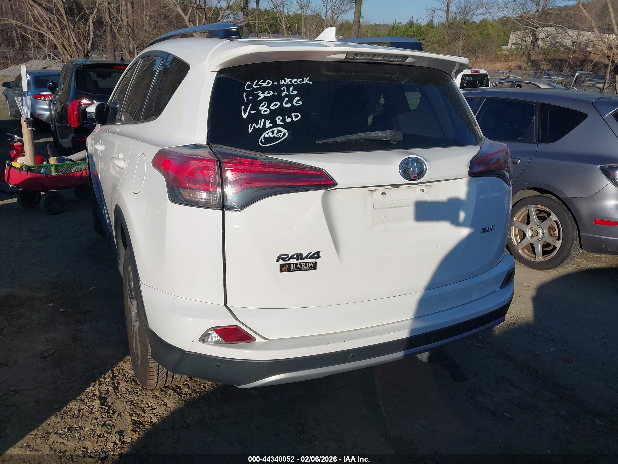 TOYOTA RAV4 image 3