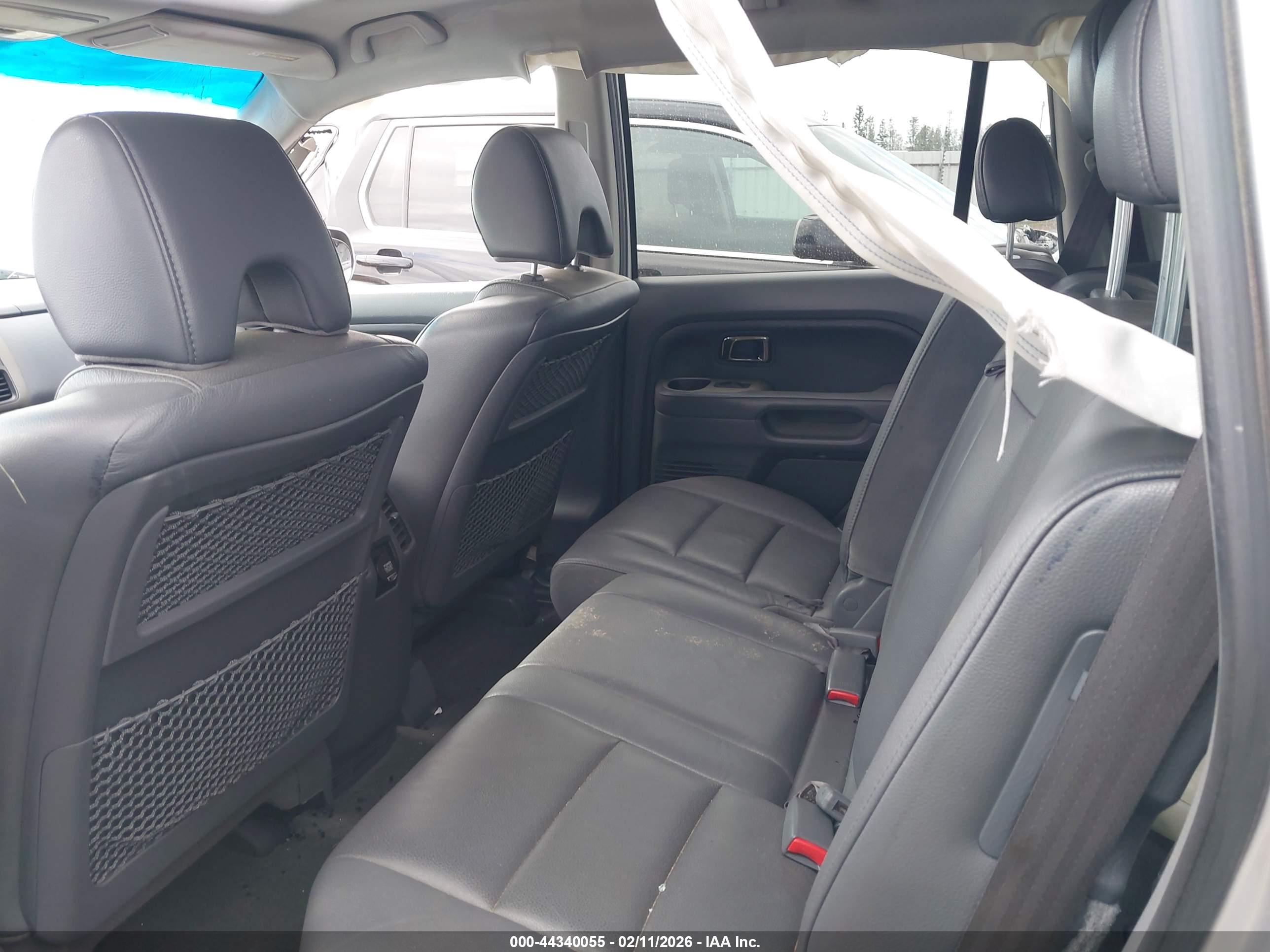HONDA PILOT image 8