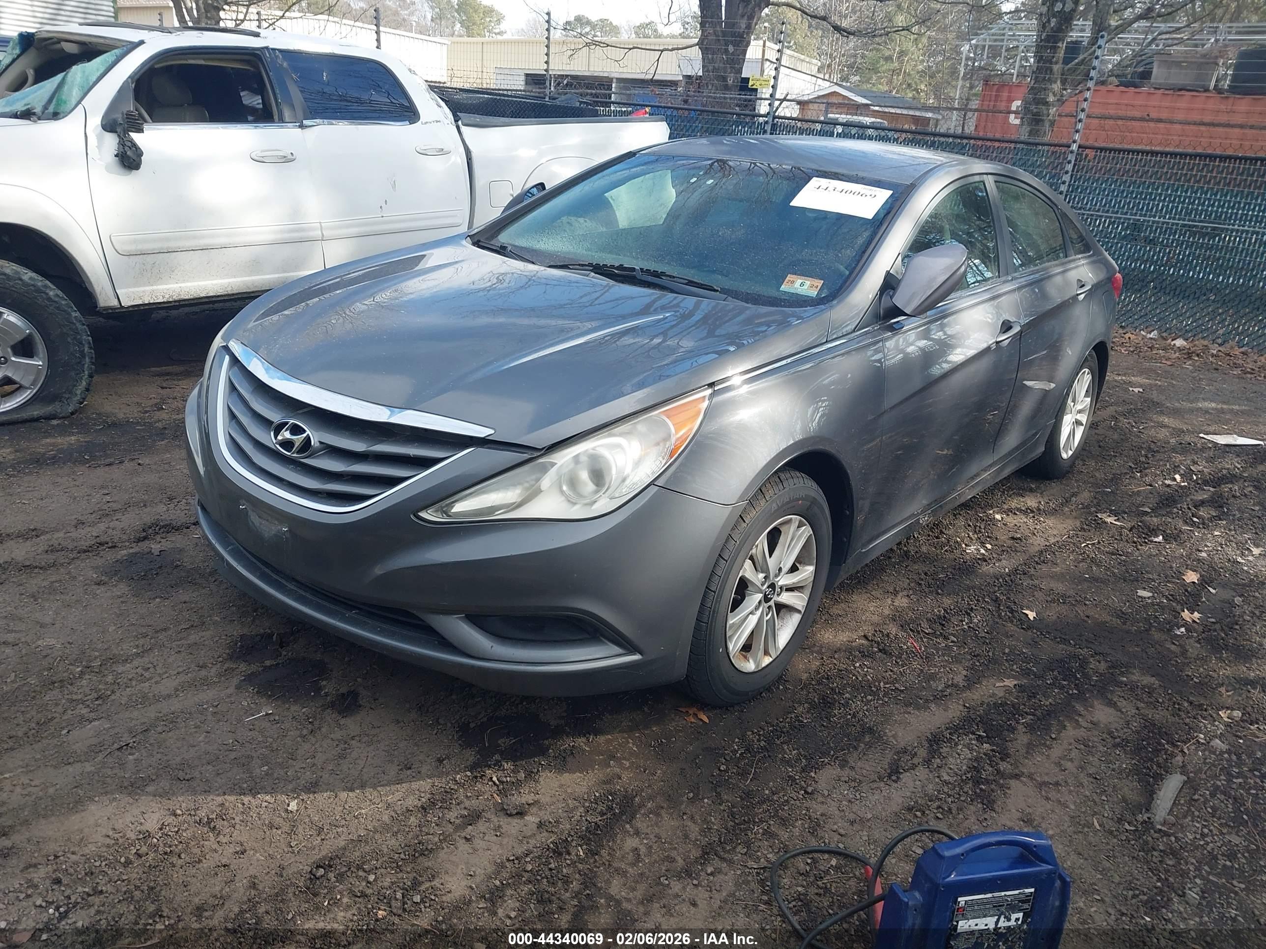 HYUNDAI SONATA image 2