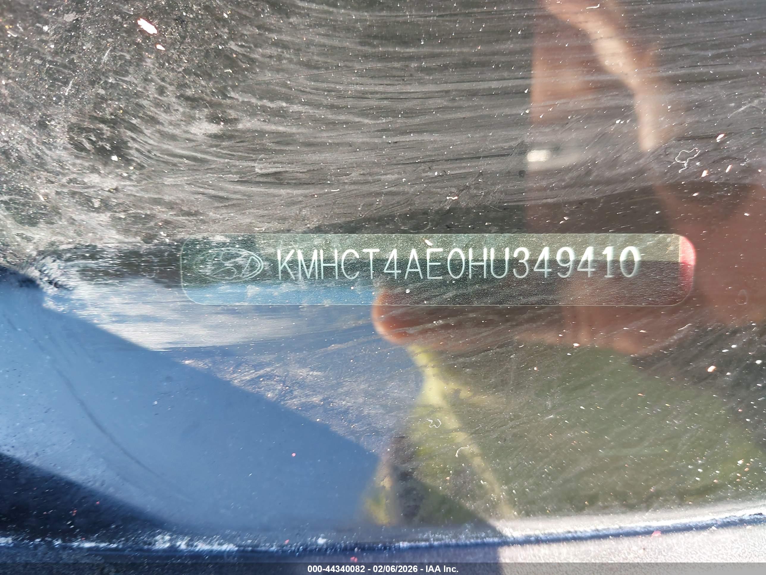 HYUNDAI ACCENT image 9