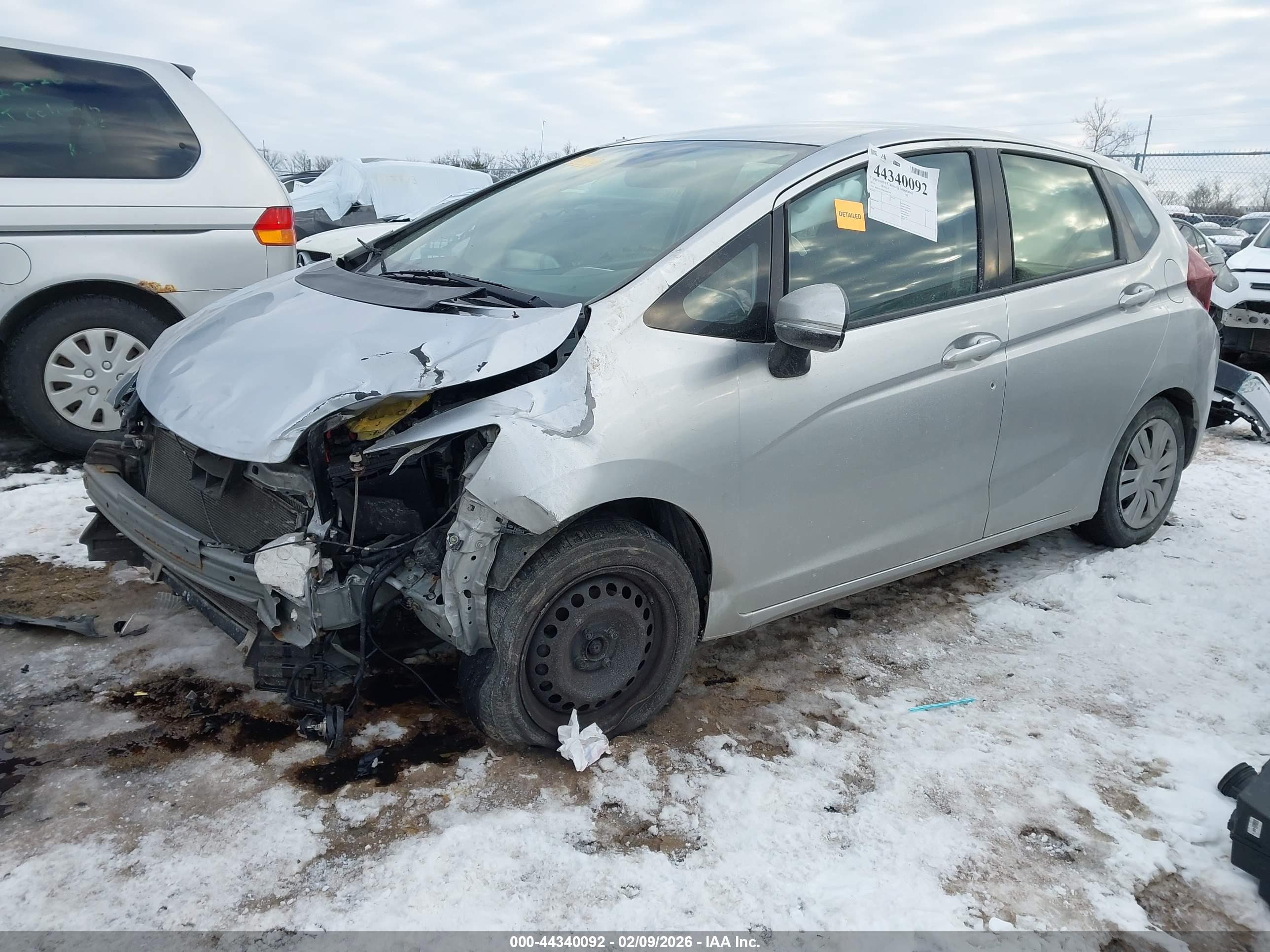 HONDA FIT image 2