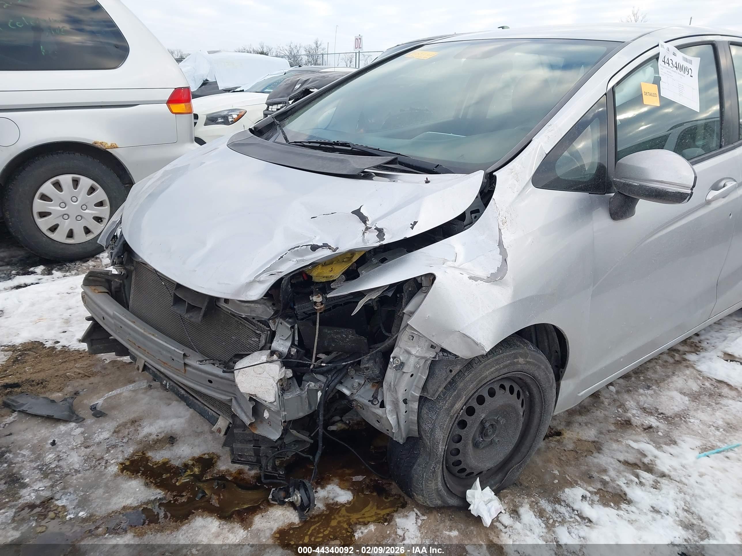 HONDA FIT image 6