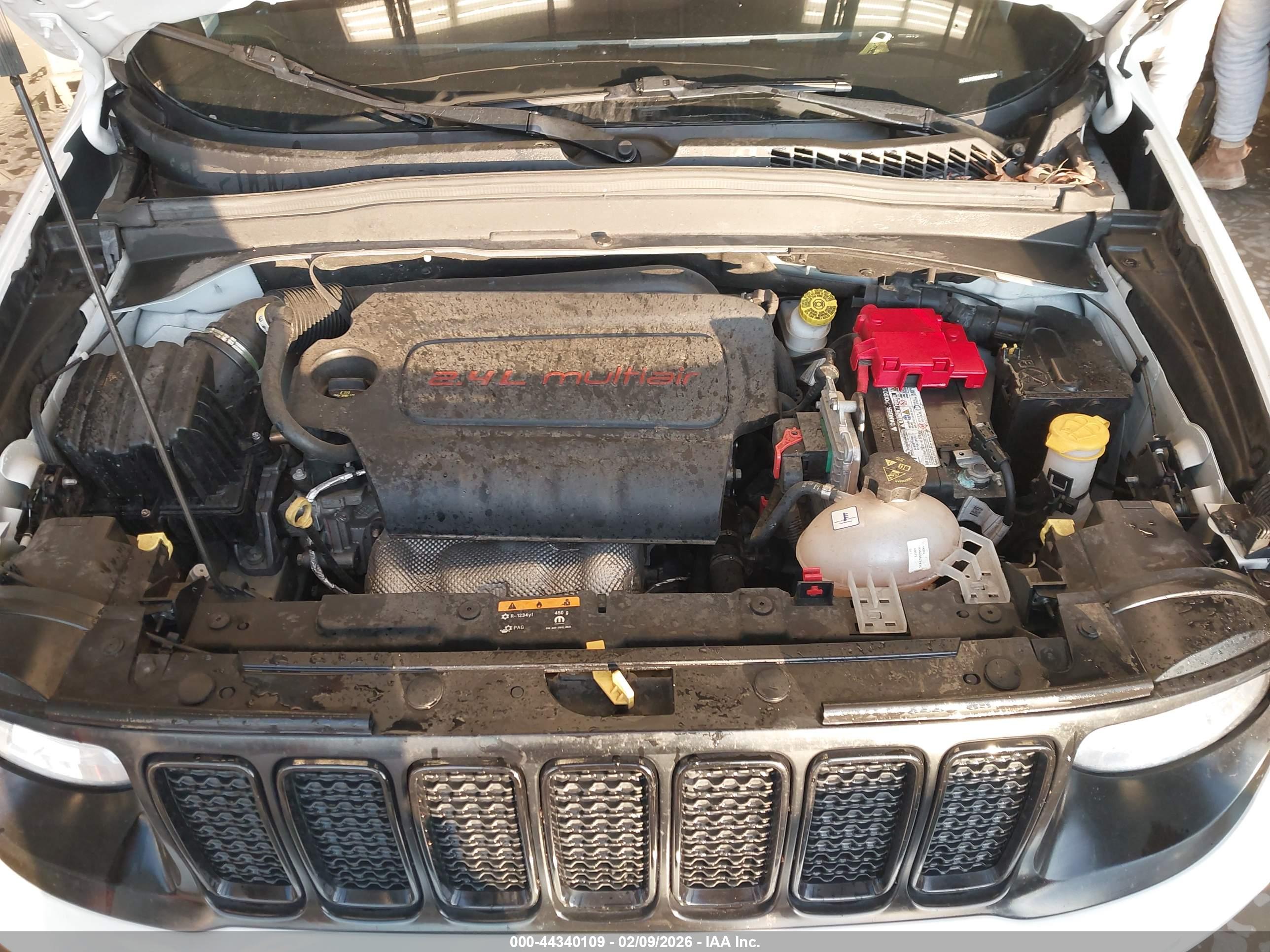 JEEP RENEGADE image 10