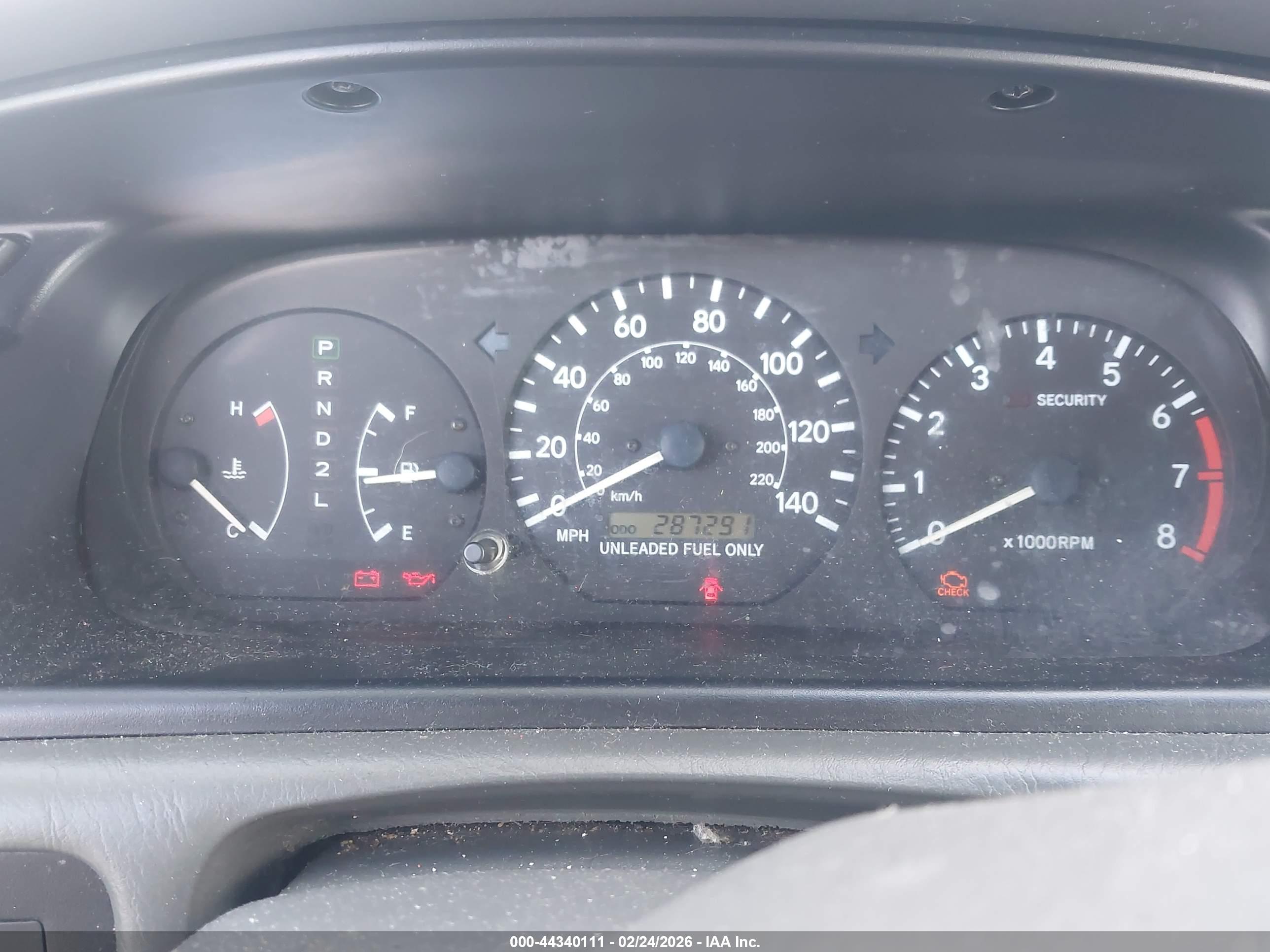TOYOTA CAMRY image 7