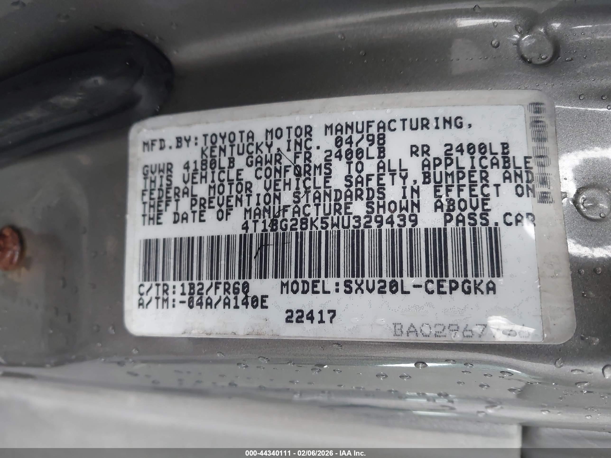 TOYOTA CAMRY image 9