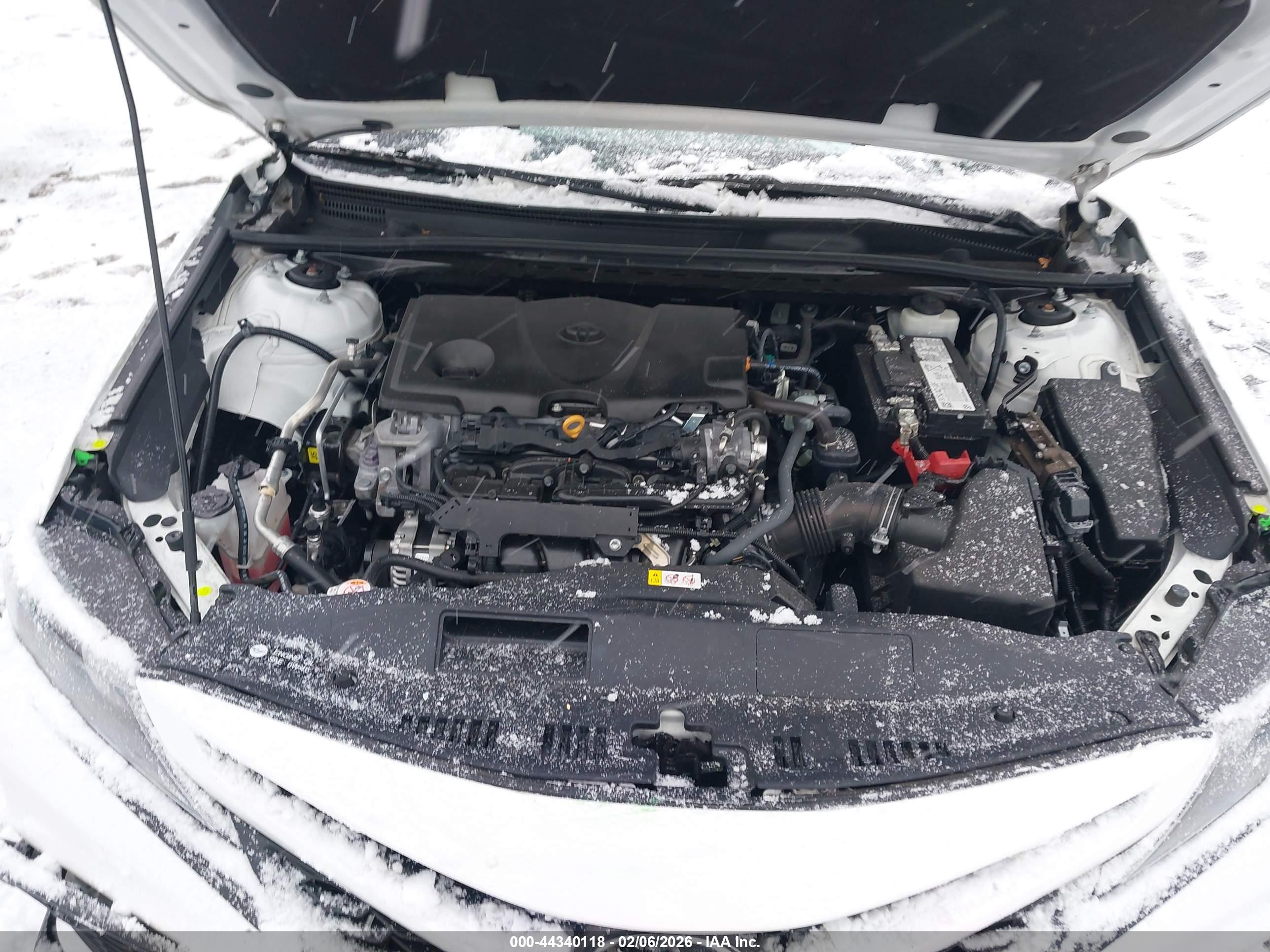 TOYOTA CAMRY image 10