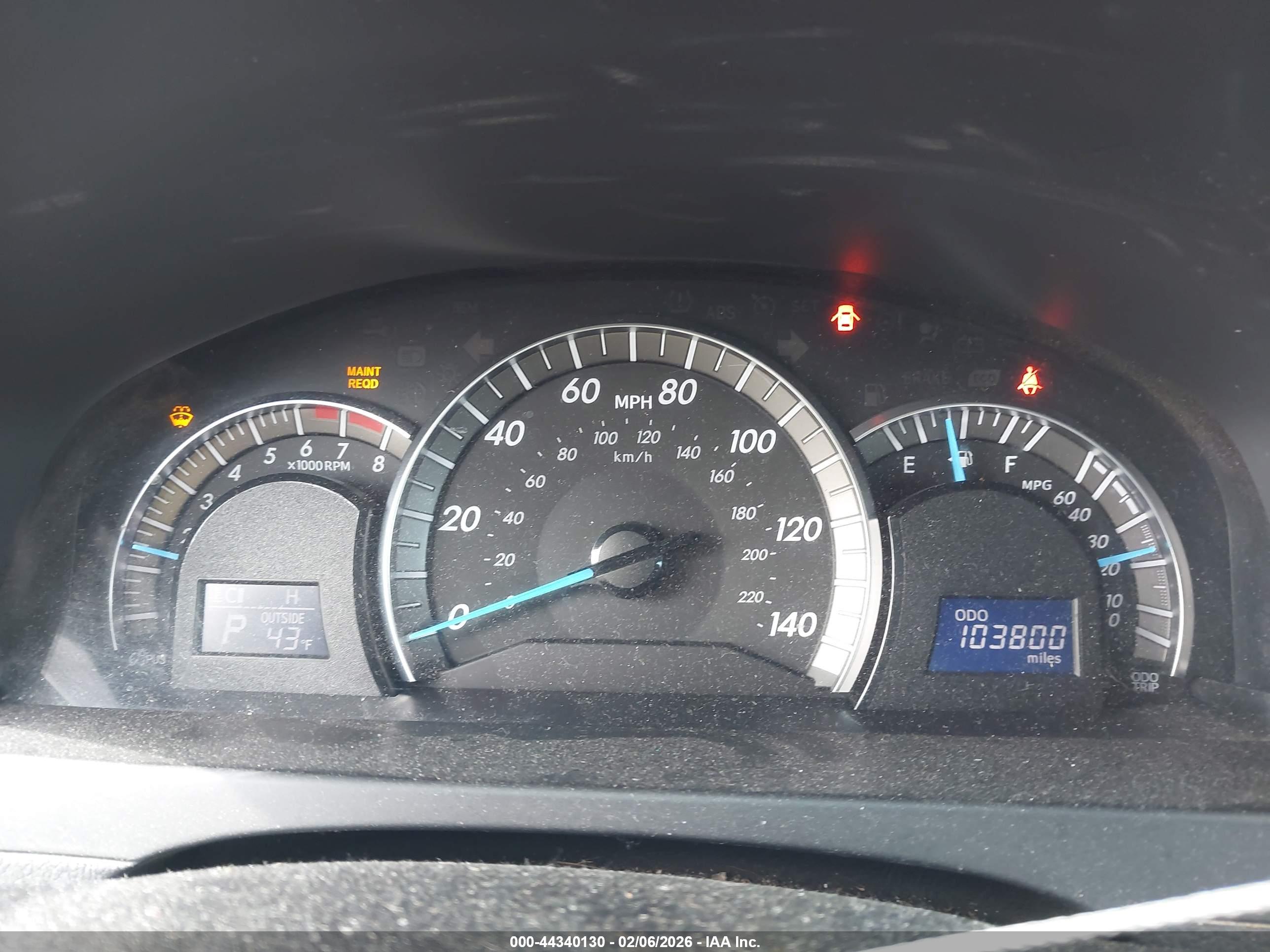 TOYOTA CAMRY image 7