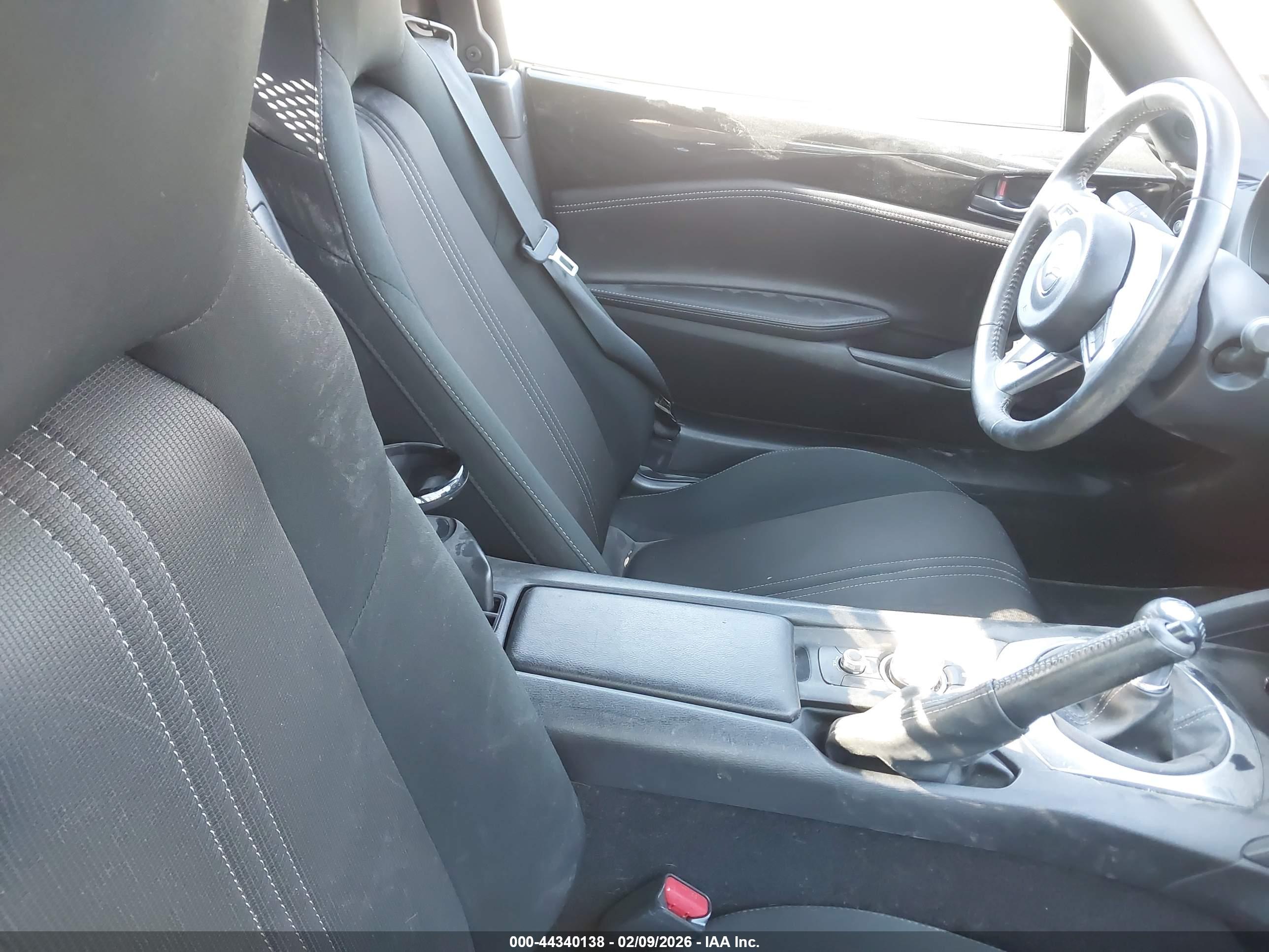 MAZDA MX-5 image 5