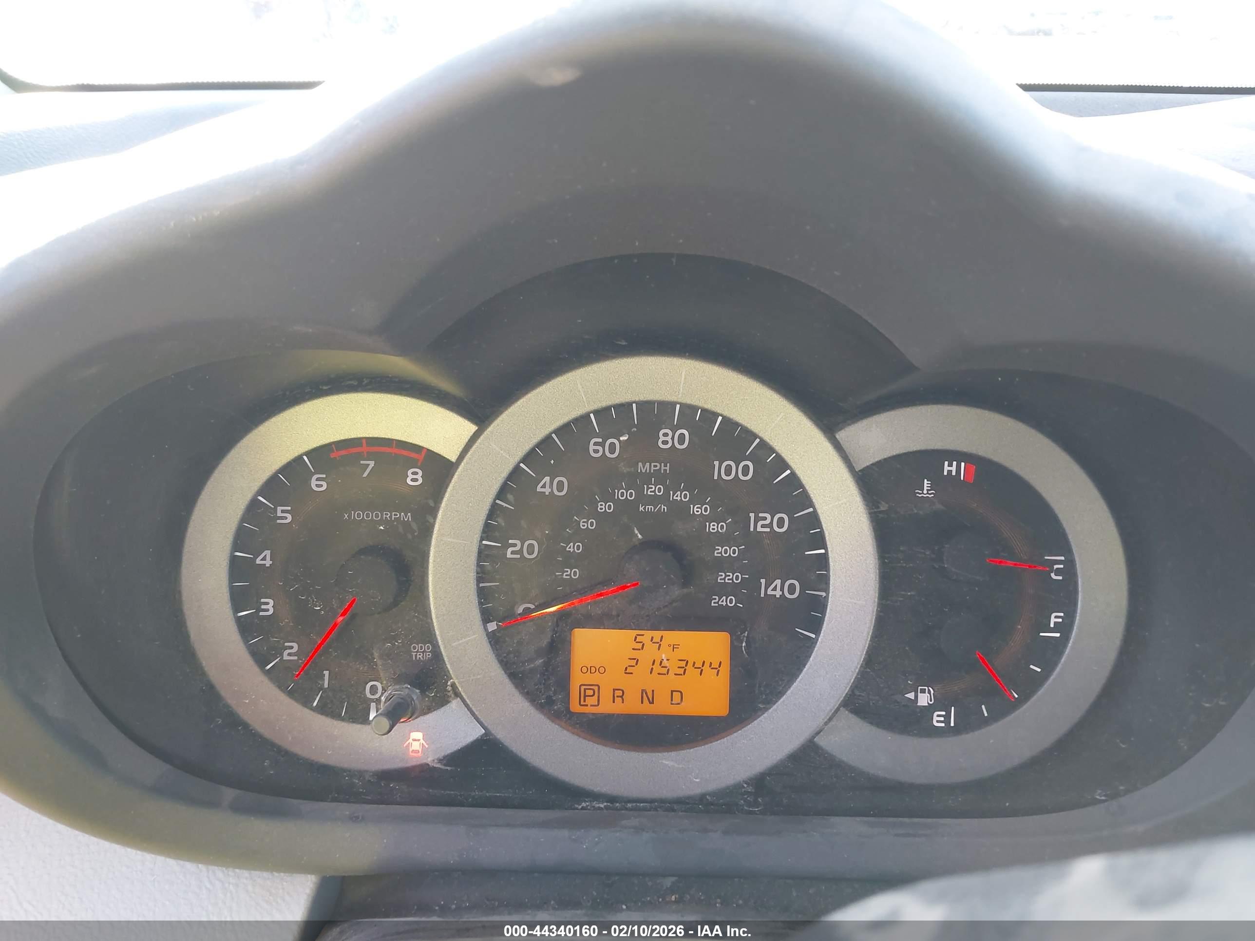 TOYOTA RAV4 image 7