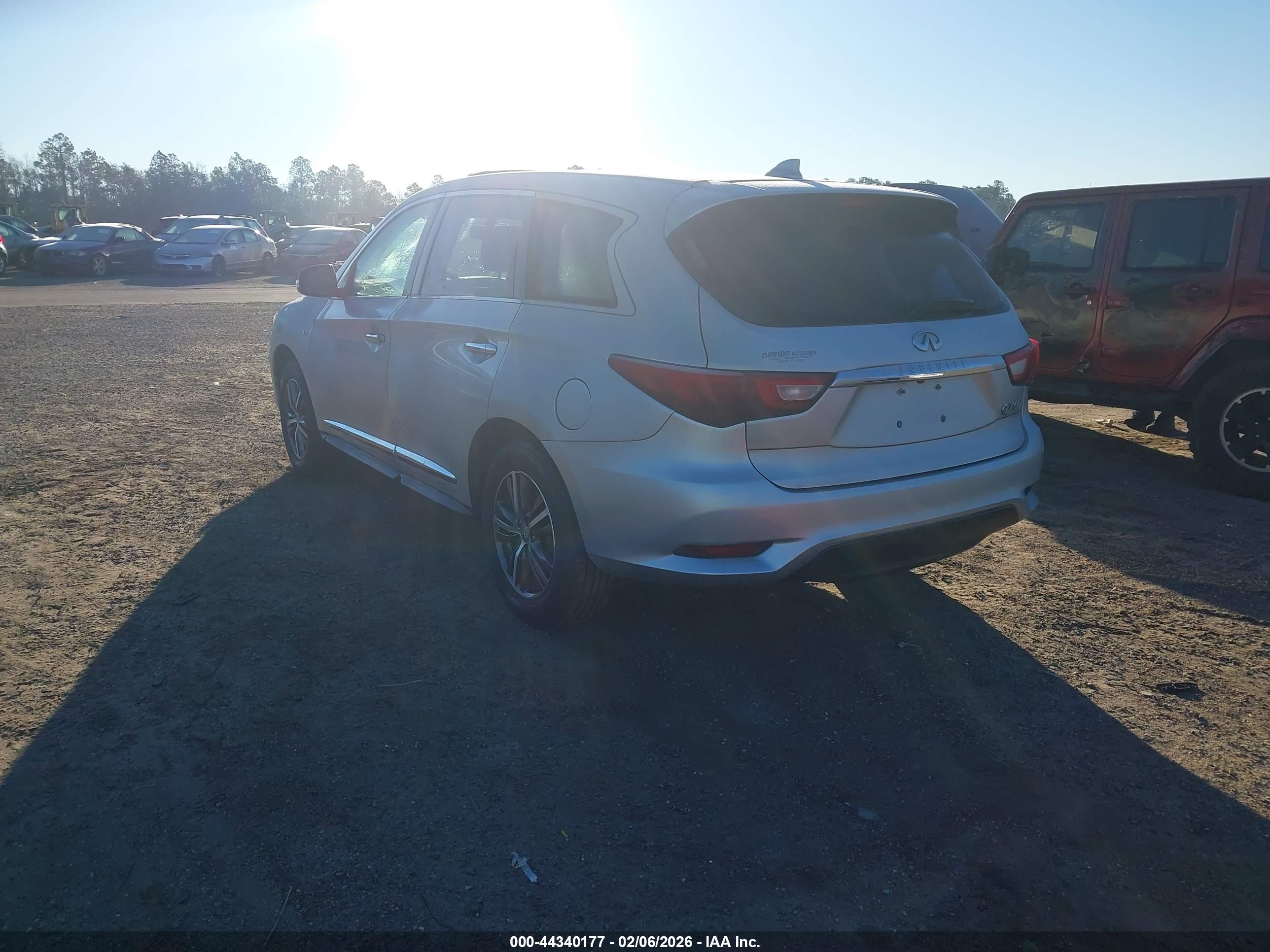INFINITI QX60 image 3