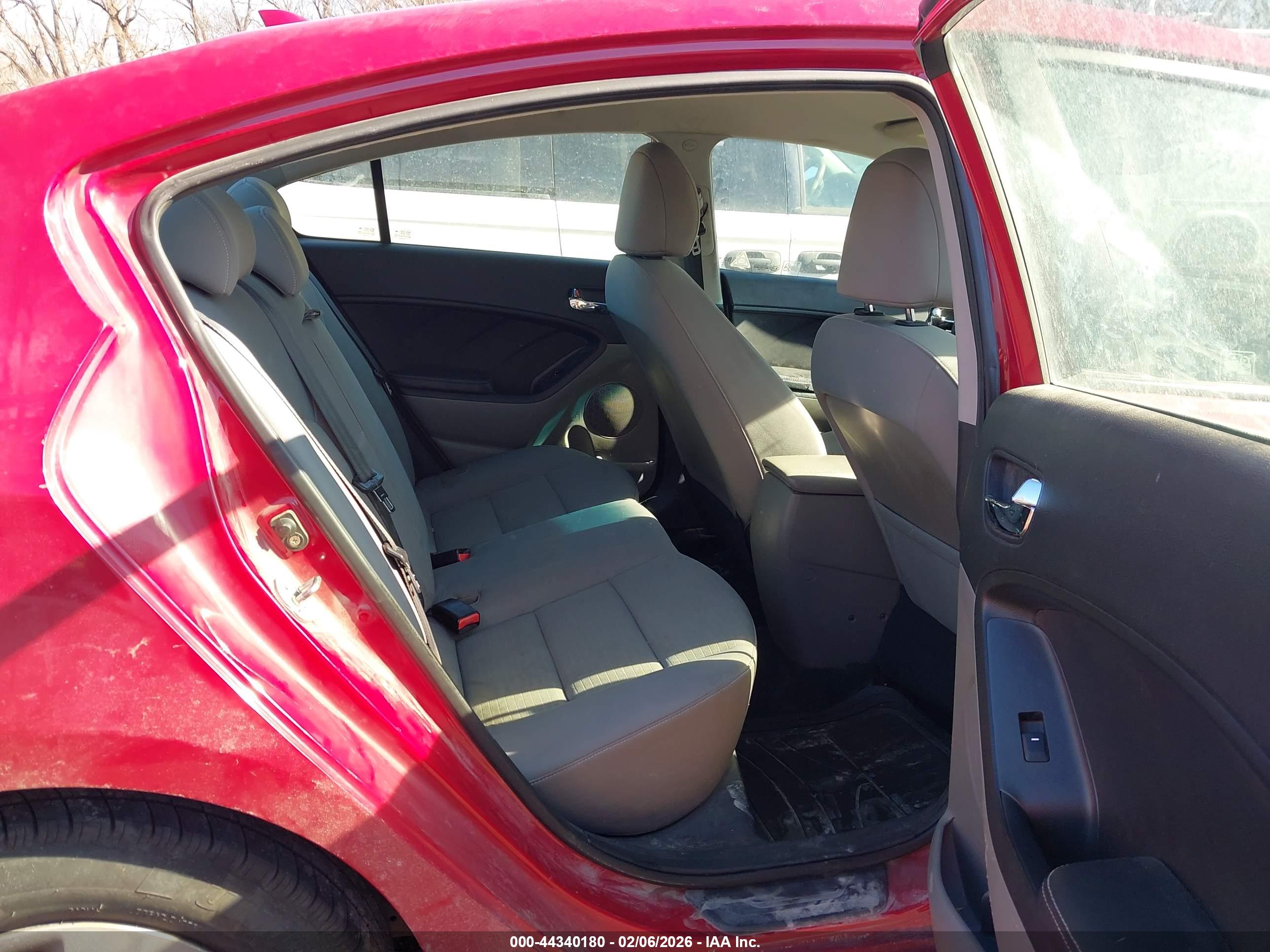KIA FORTE image 8