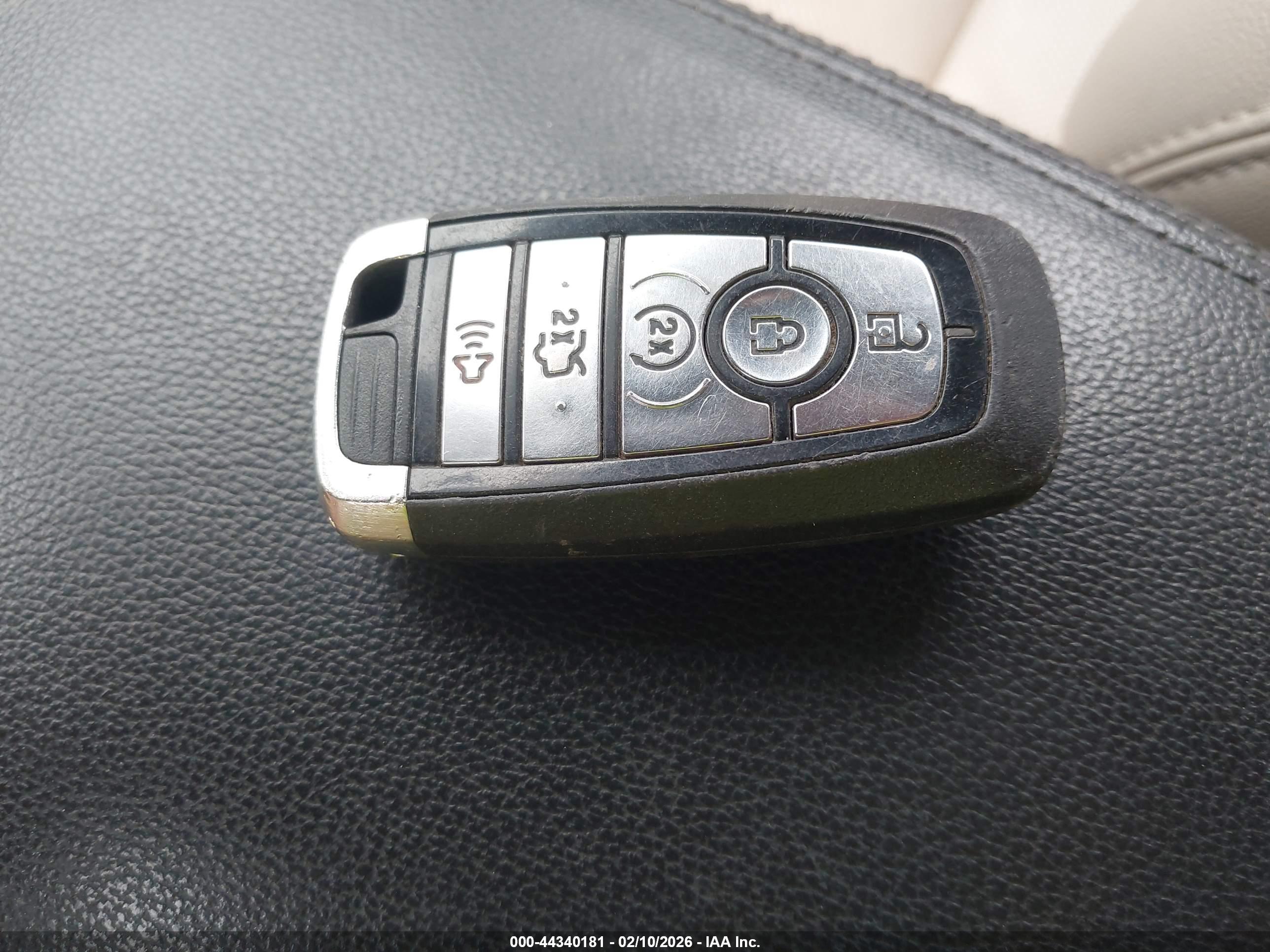 FORD EXPLORER image 11