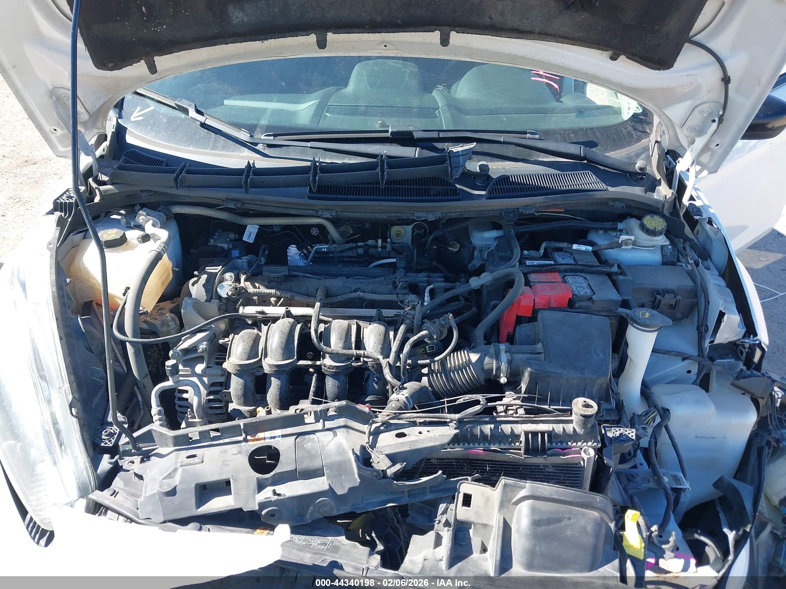 FORD FIESTA image 10