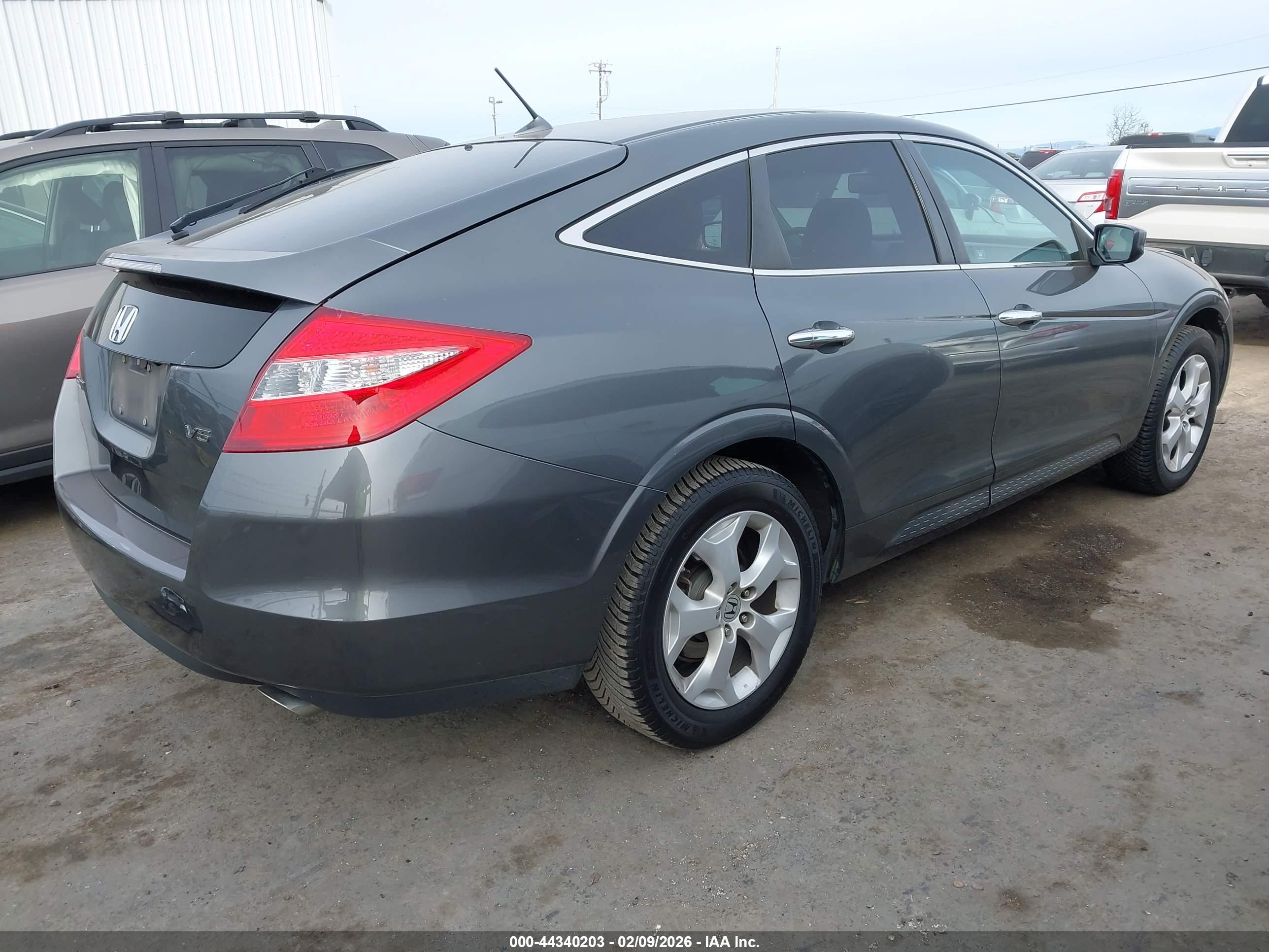 HONDA CROSSTOUR image 4