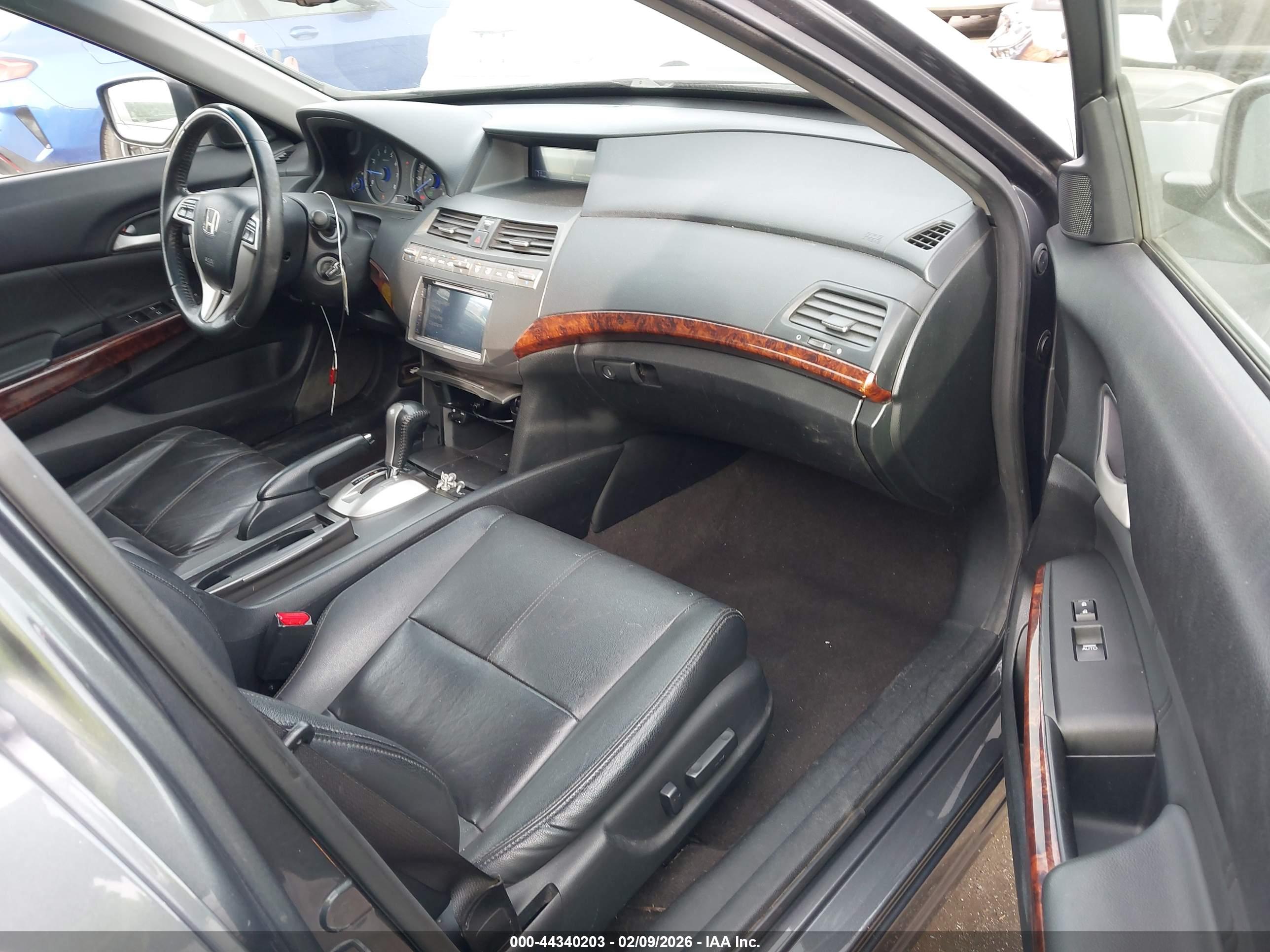 HONDA CROSSTOUR image 5