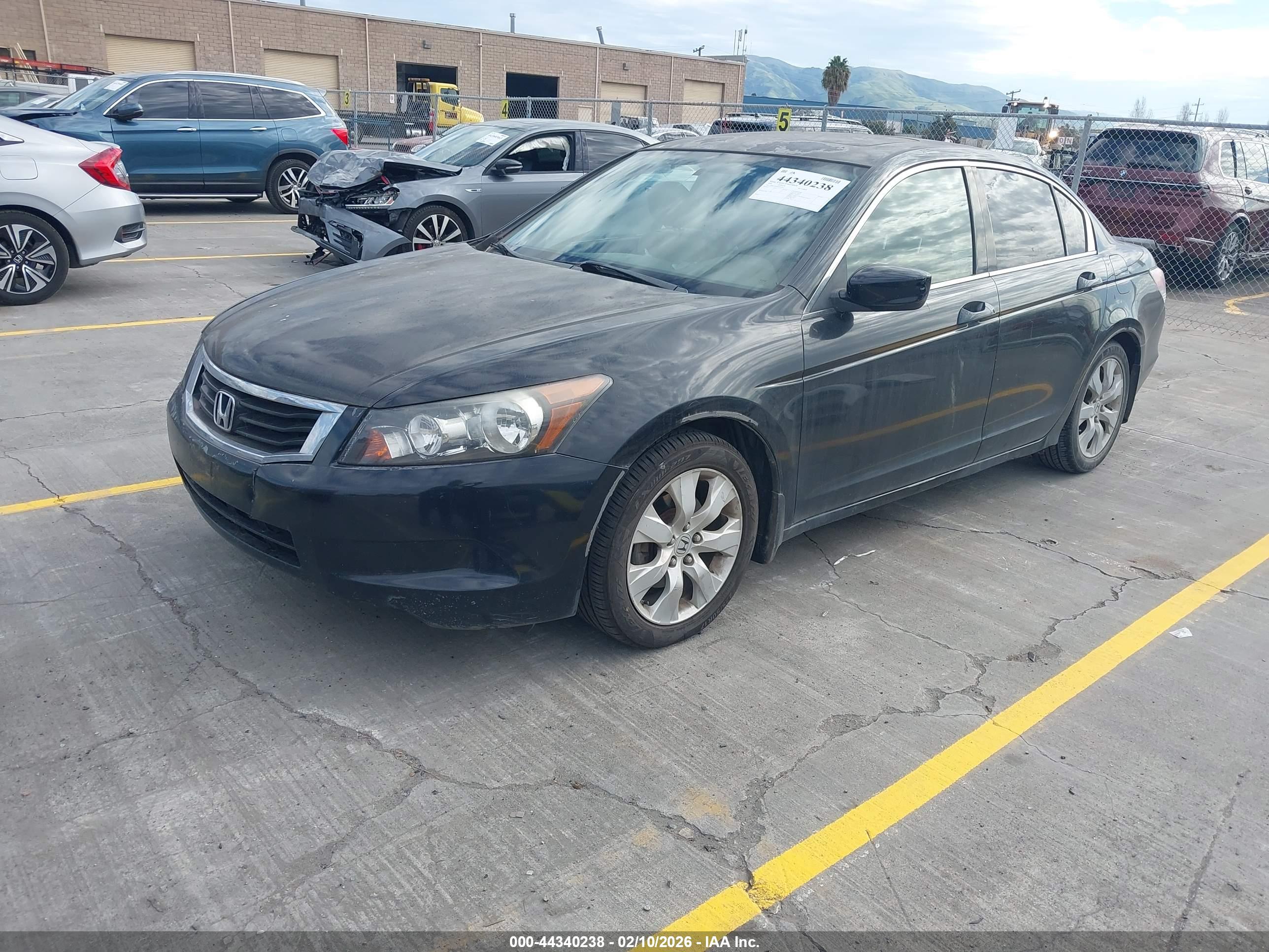 HONDA ACCORD image 2