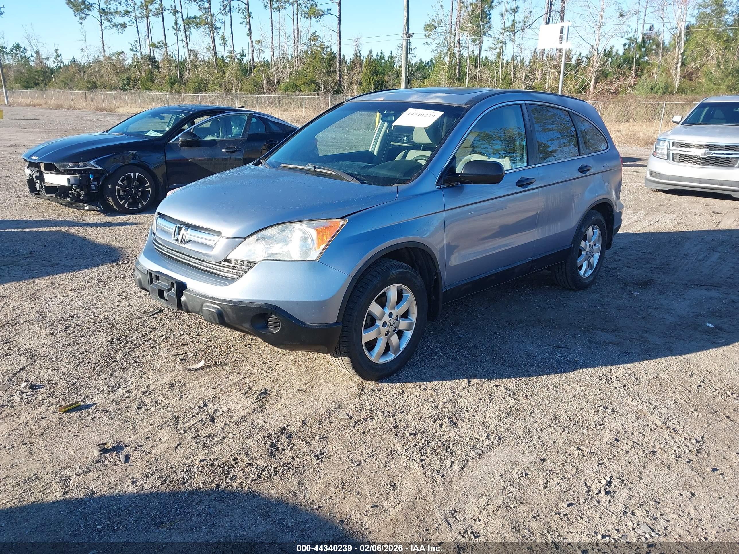 HONDA CR-V image 2