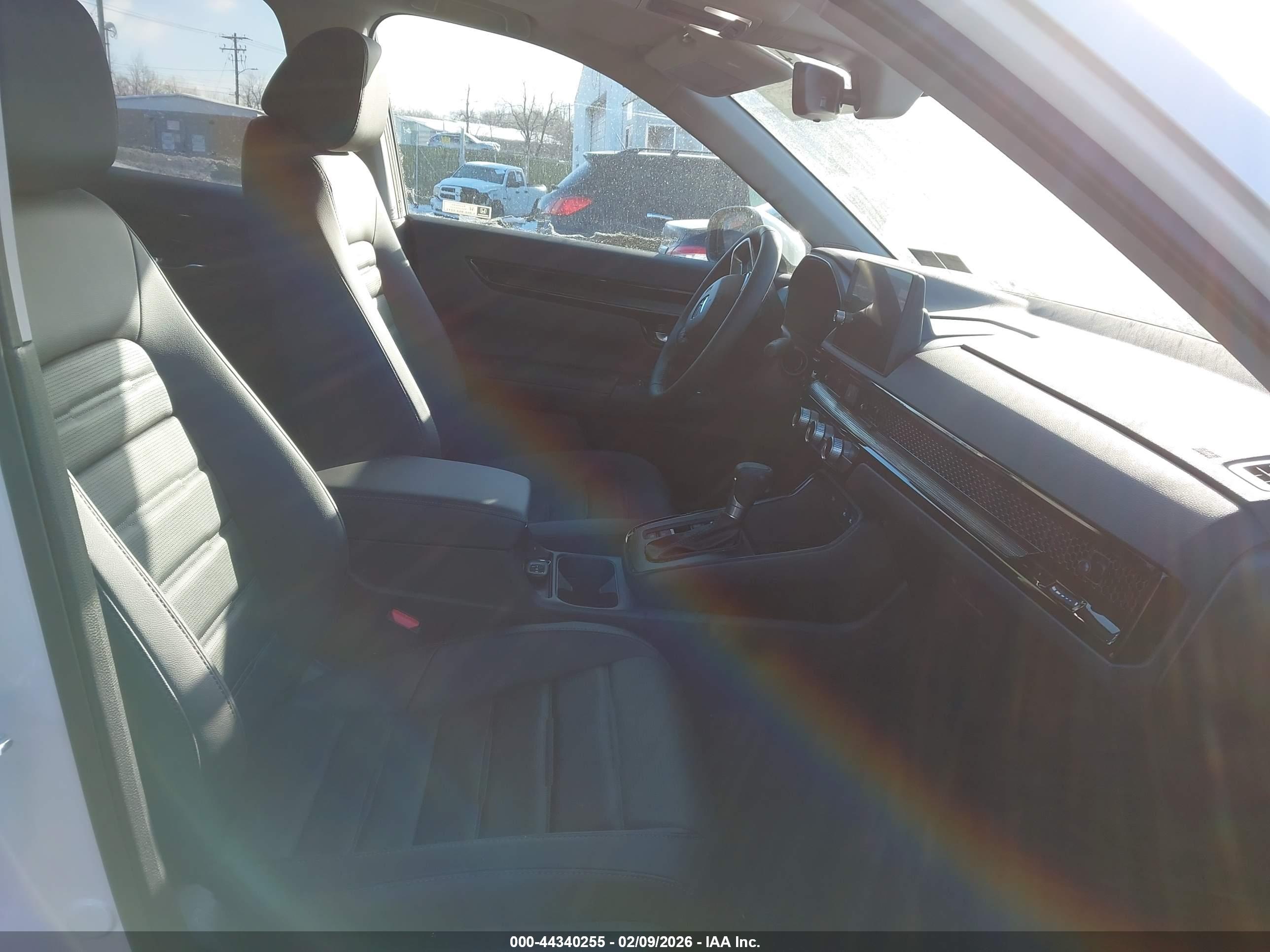 HONDA CR-V image 5