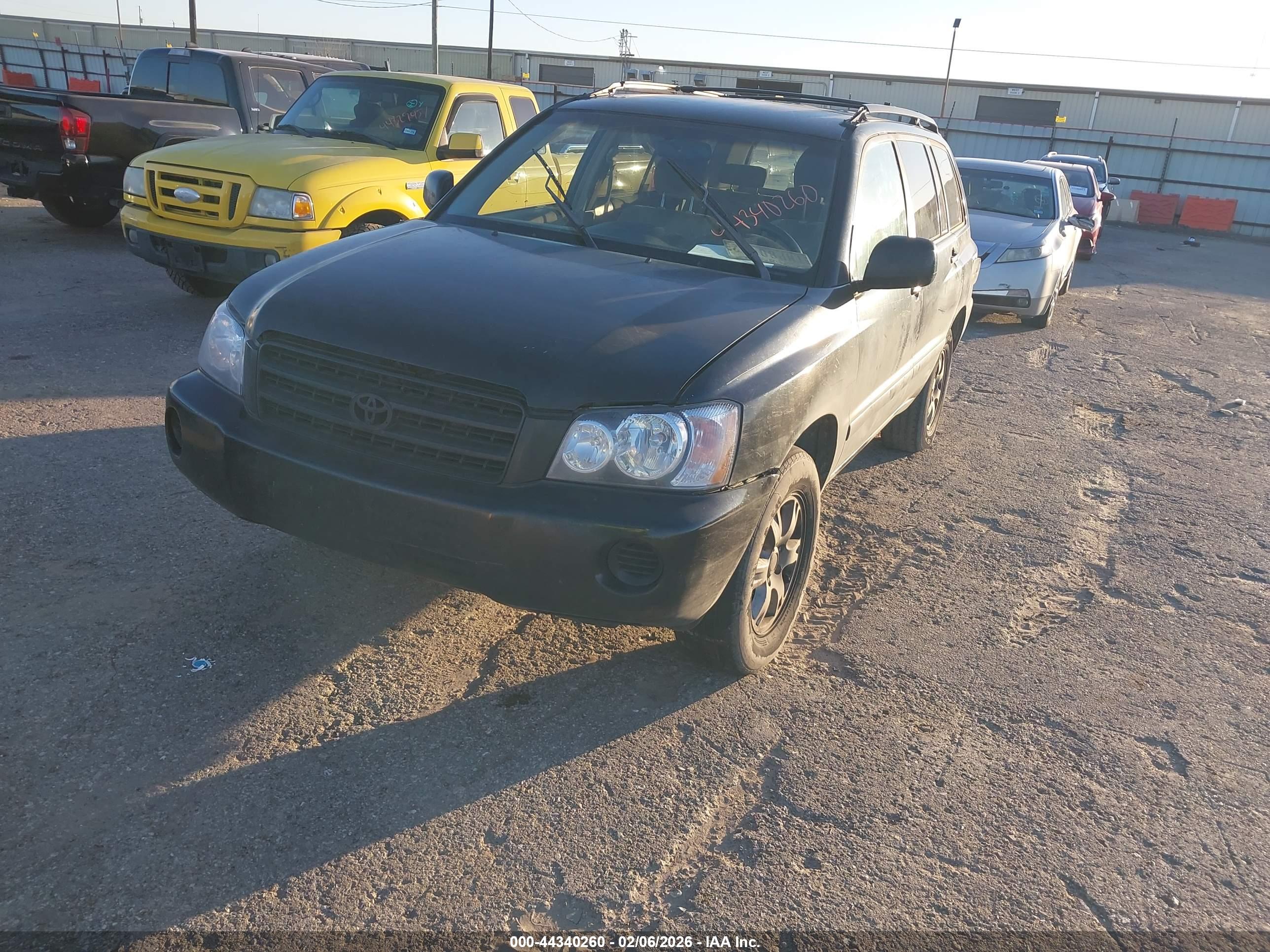TOYOTA HIGHLANDER image 2