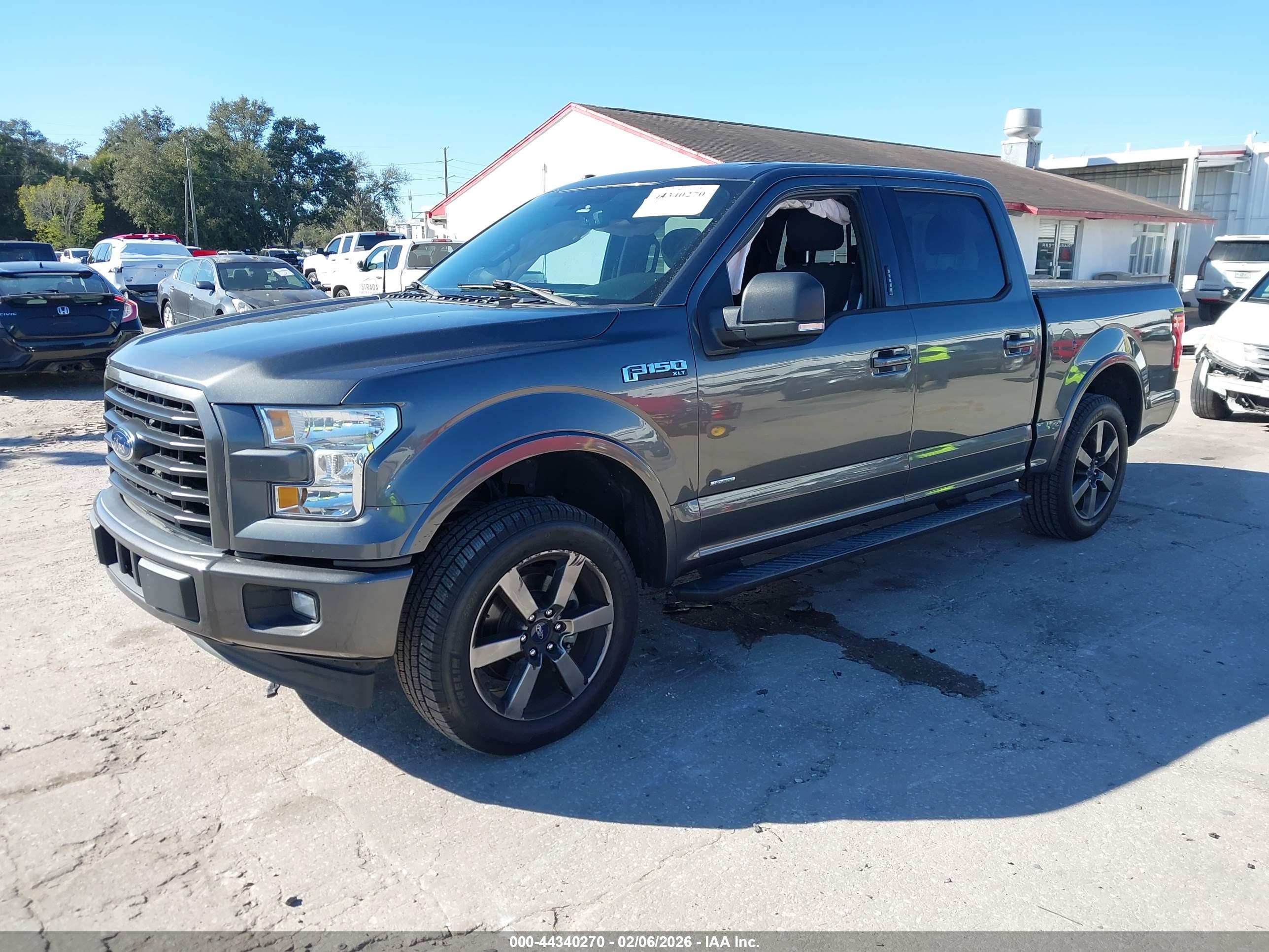 FORD F-150 image 2