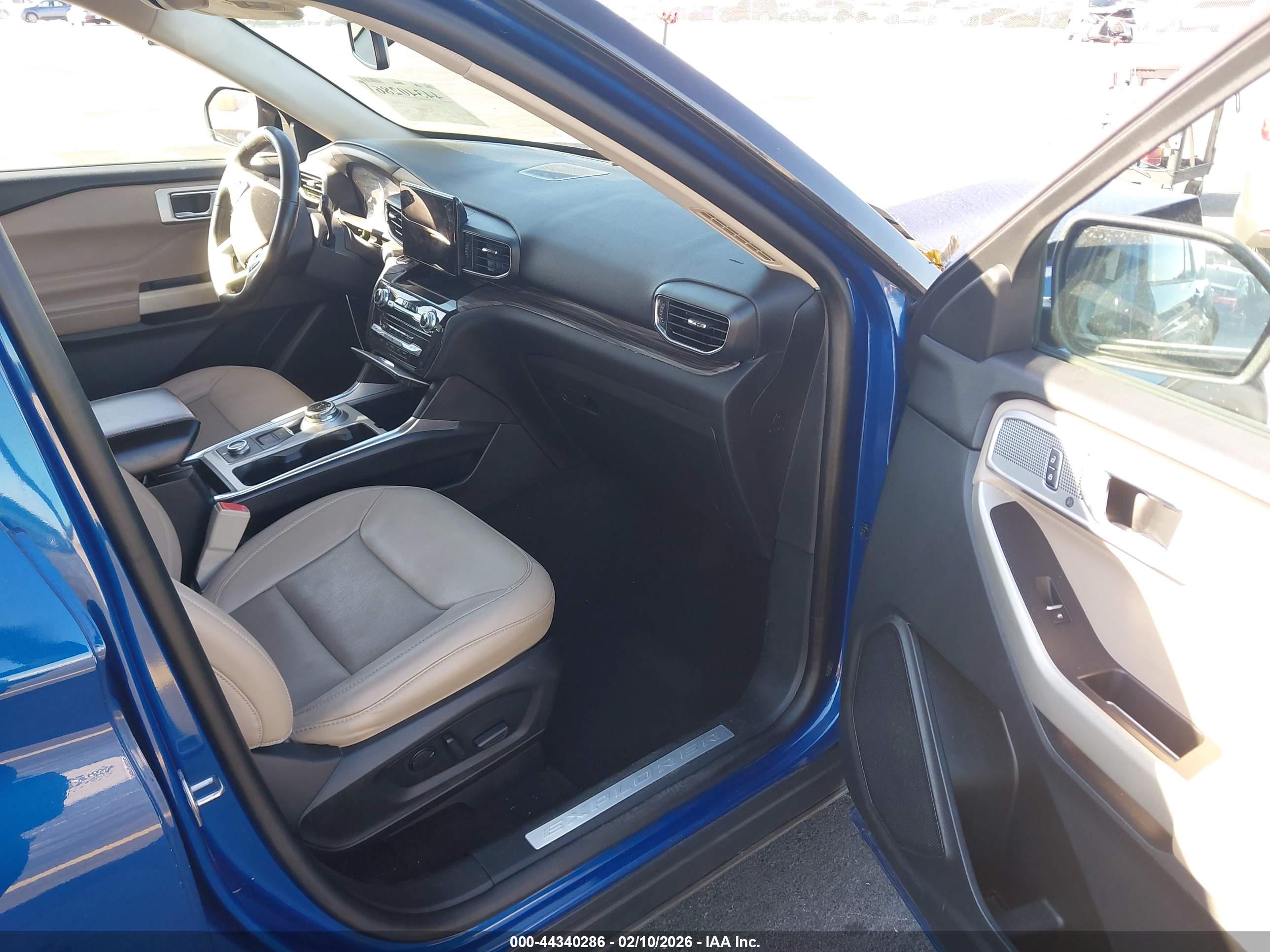 FORD EXPLORER image 5