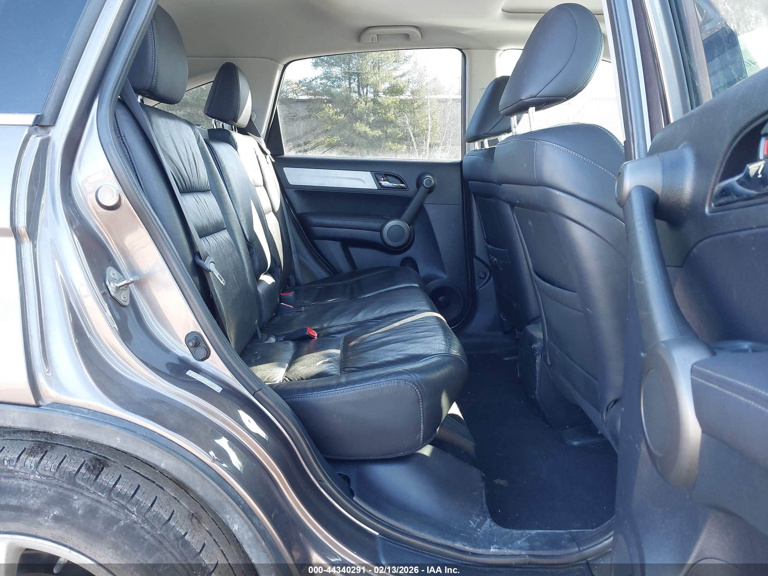 HONDA CR-V image 8