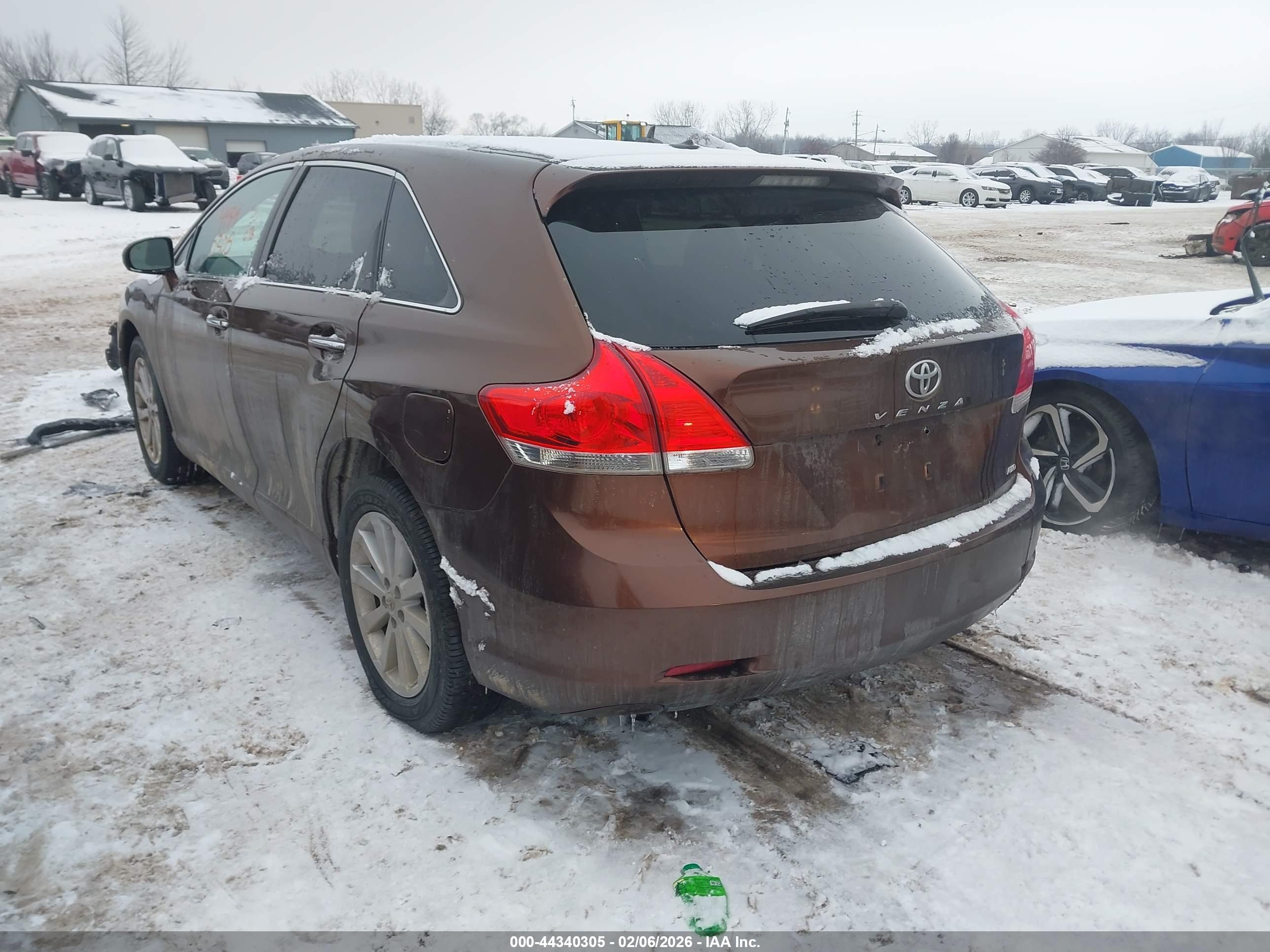 TOYOTA VENZA image 3