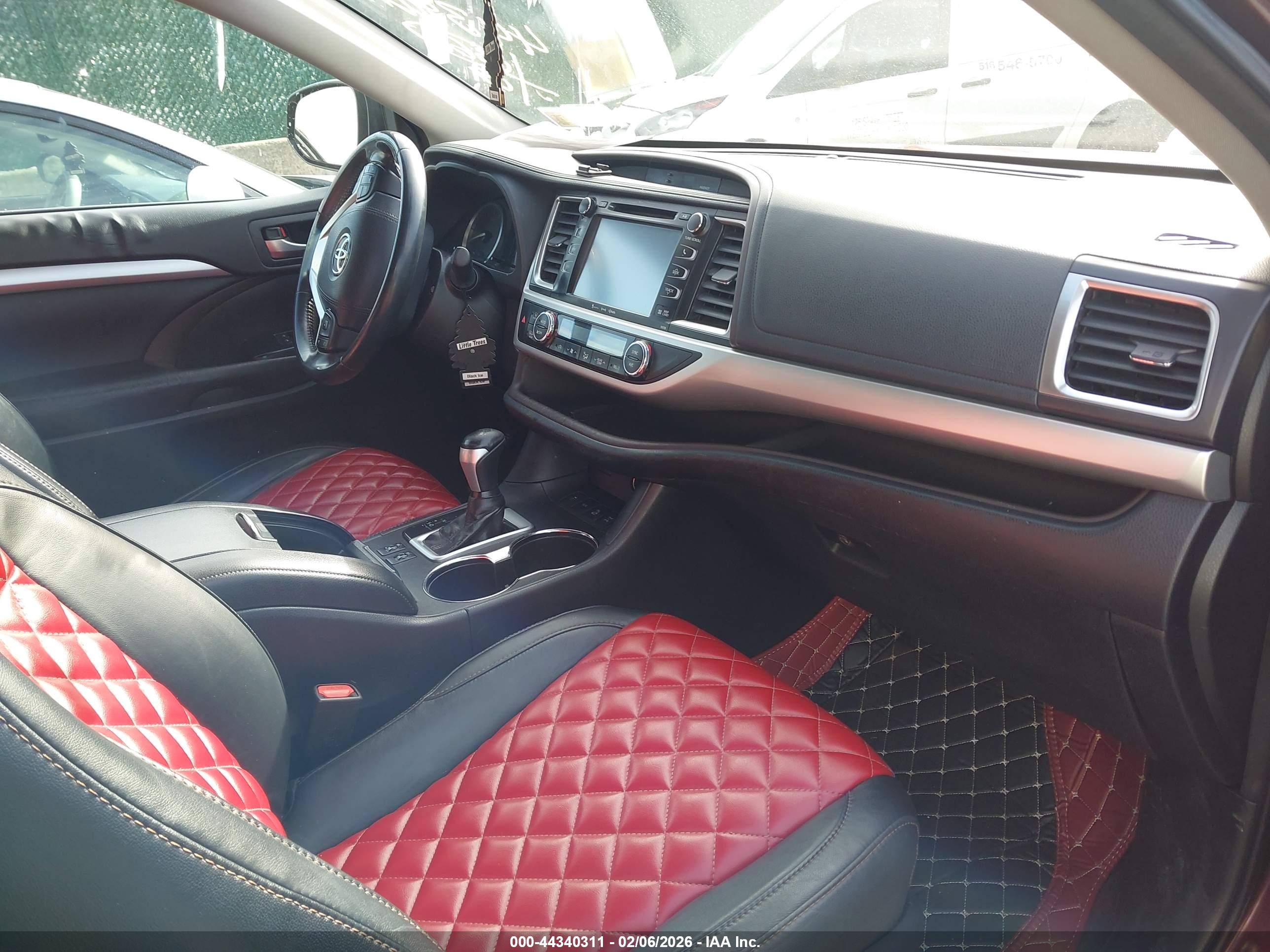 TOYOTA HIGHLANDER image 5