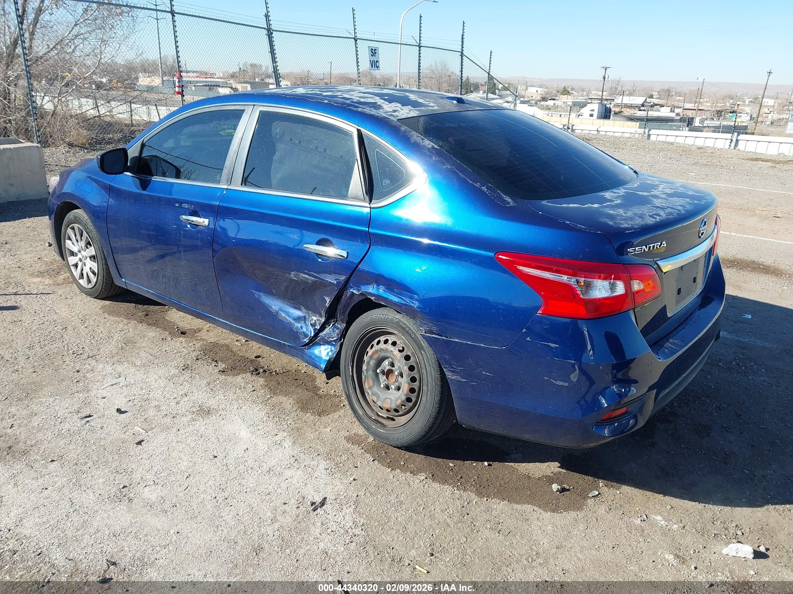 NISSAN SENTRA image 3
