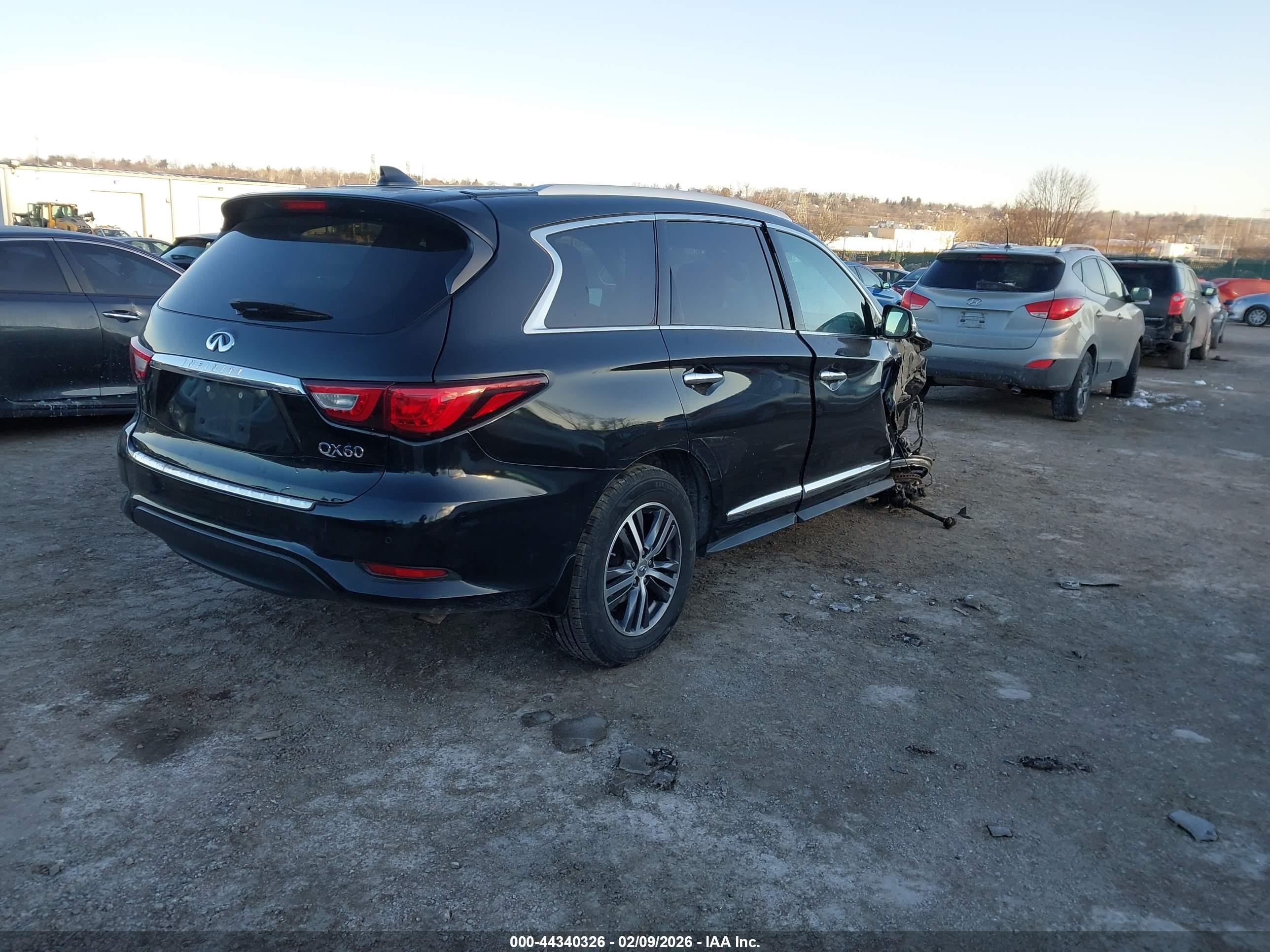 INFINITI QX60 image 4