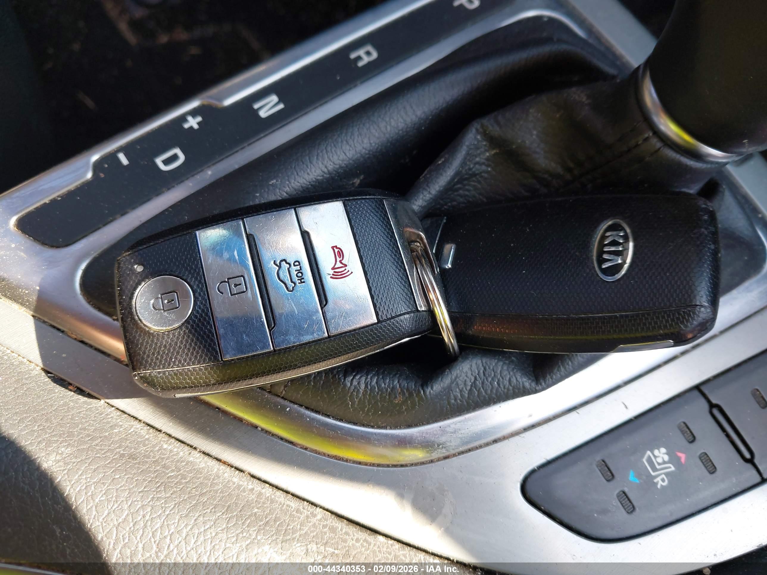 KIA OPTIMA image 11