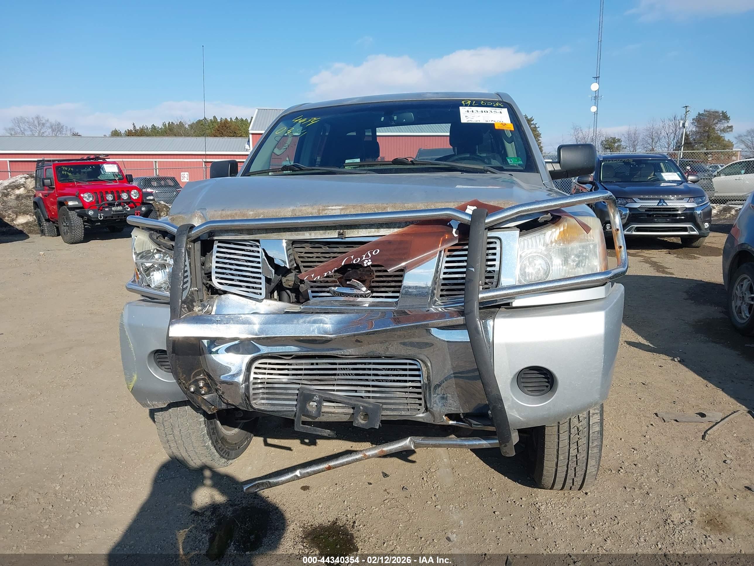 NISSAN TITAN image 6