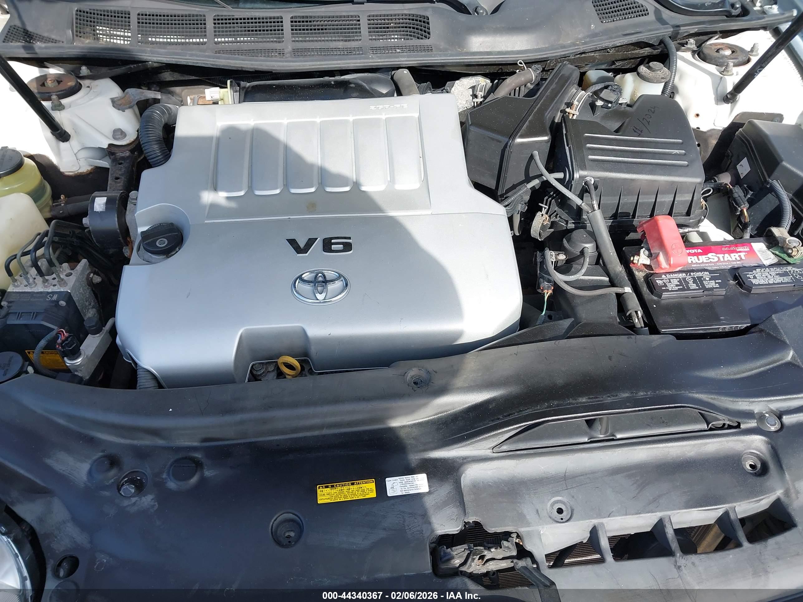 TOYOTA AVALON image 10