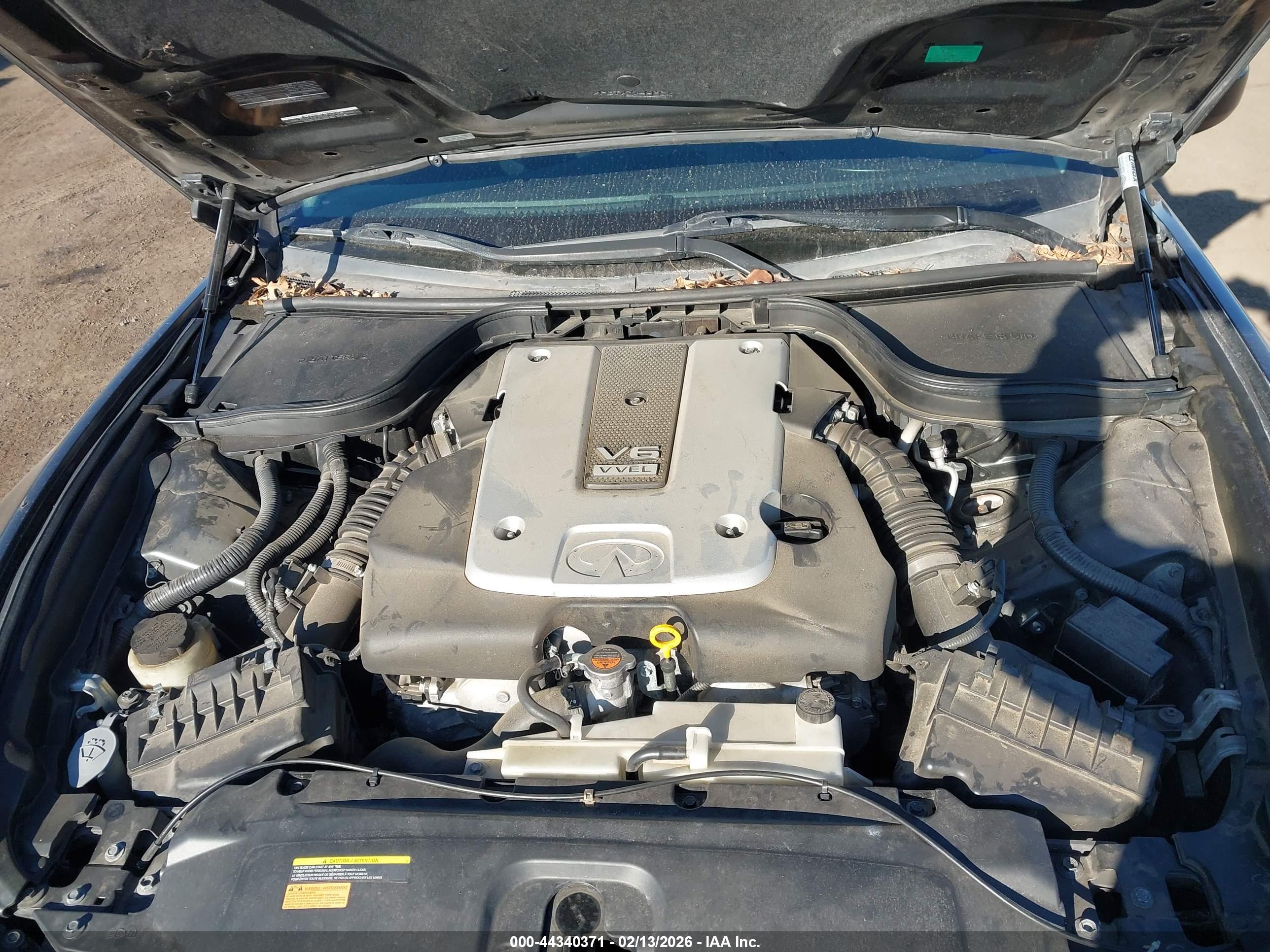 INFINITI G37 image 10