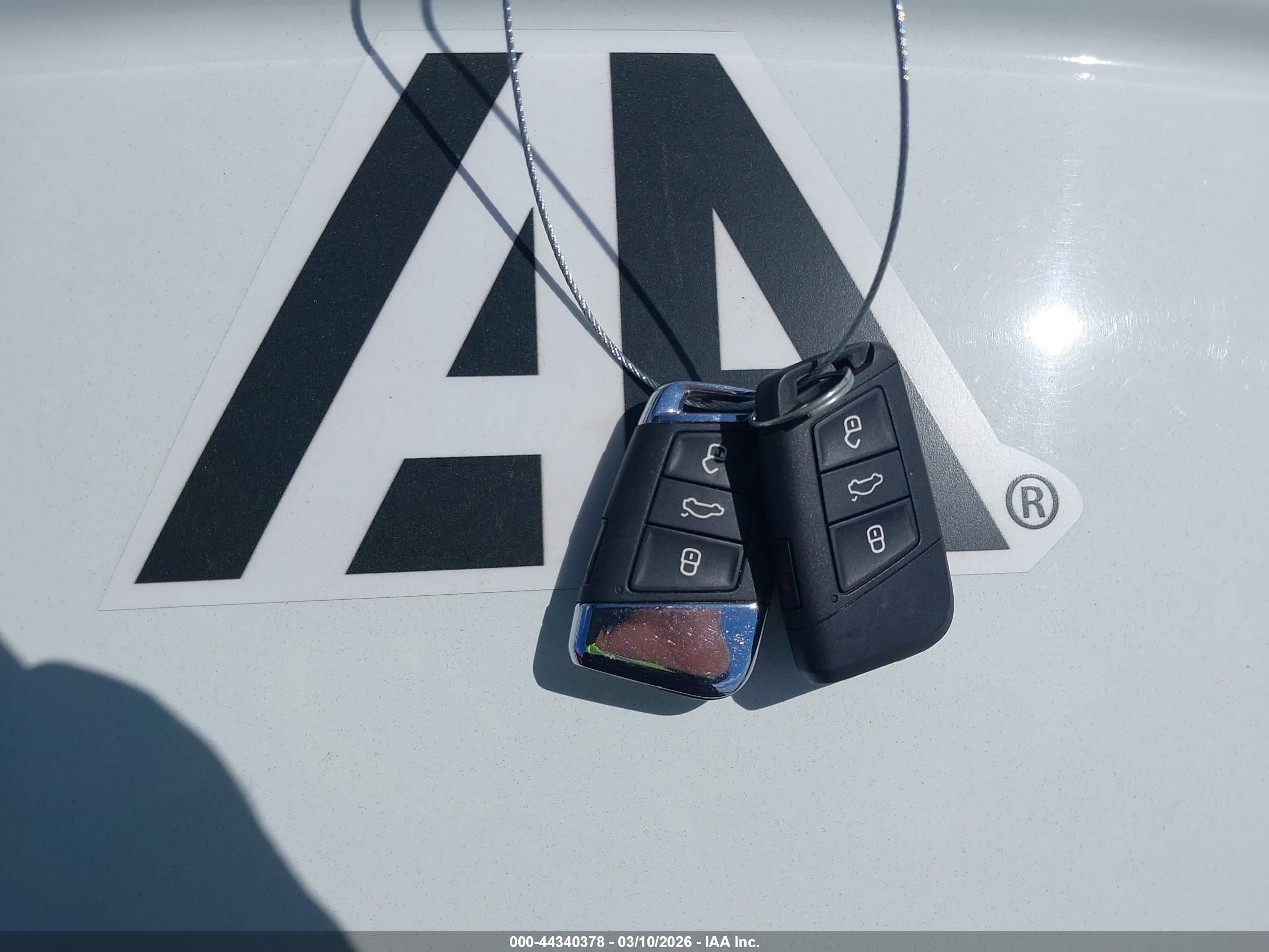VOLKSWAGEN ATLAS image 11