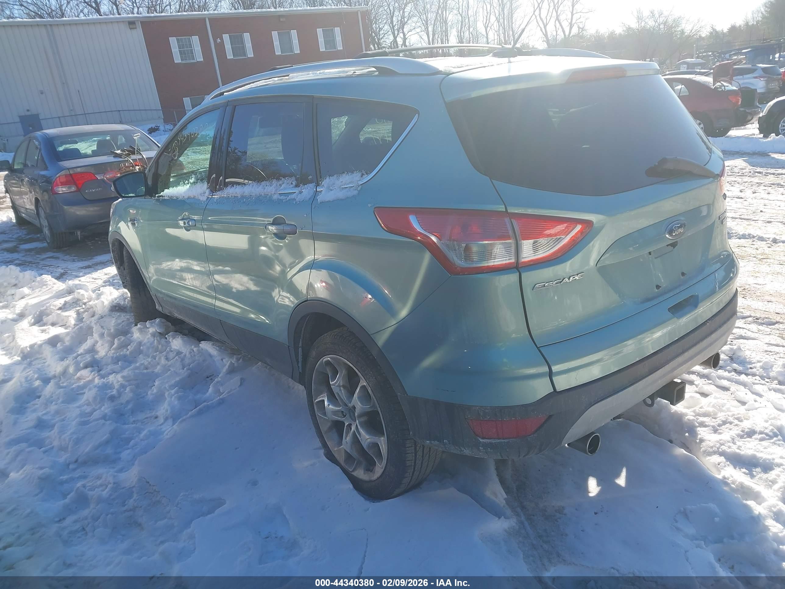 FORD ESCAPE image 3