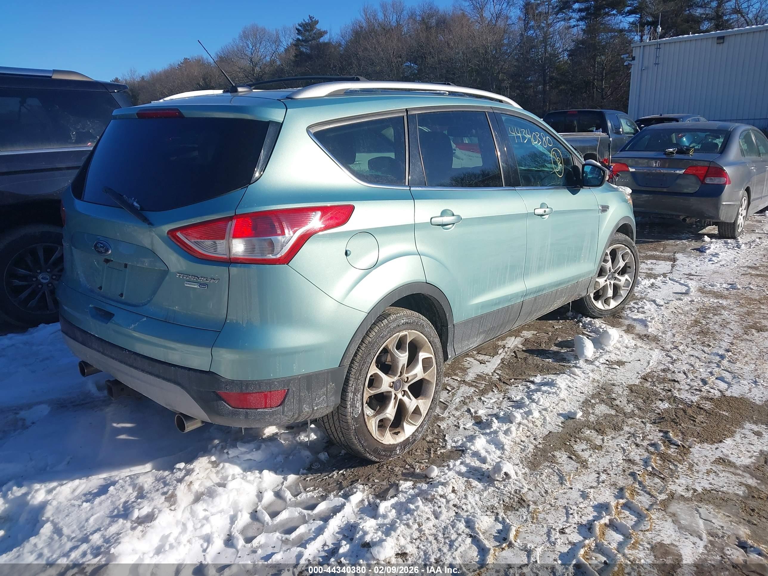 FORD ESCAPE image 4