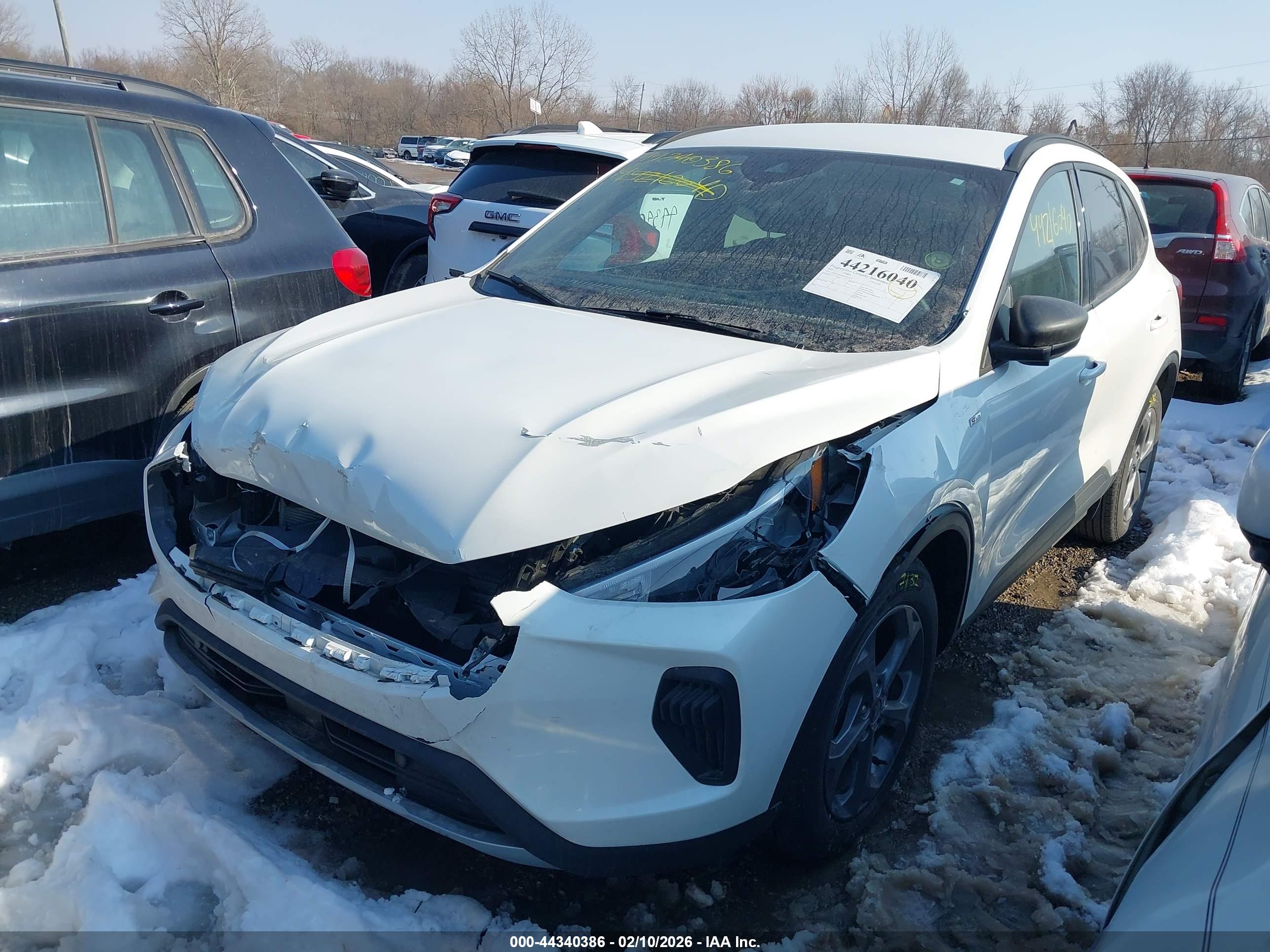 FORD ESCAPE image 6