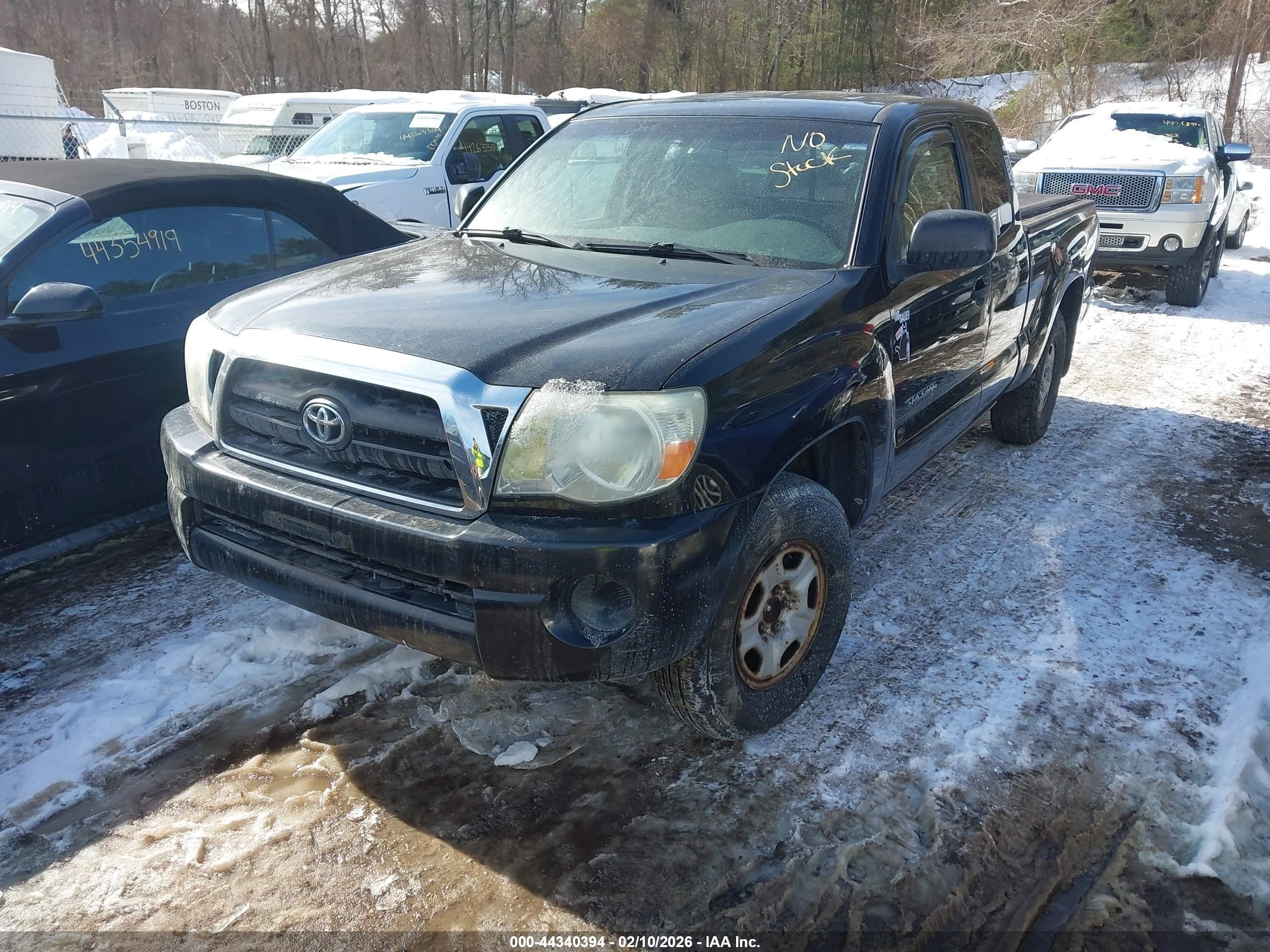 TOYOTA TACOMA image 2