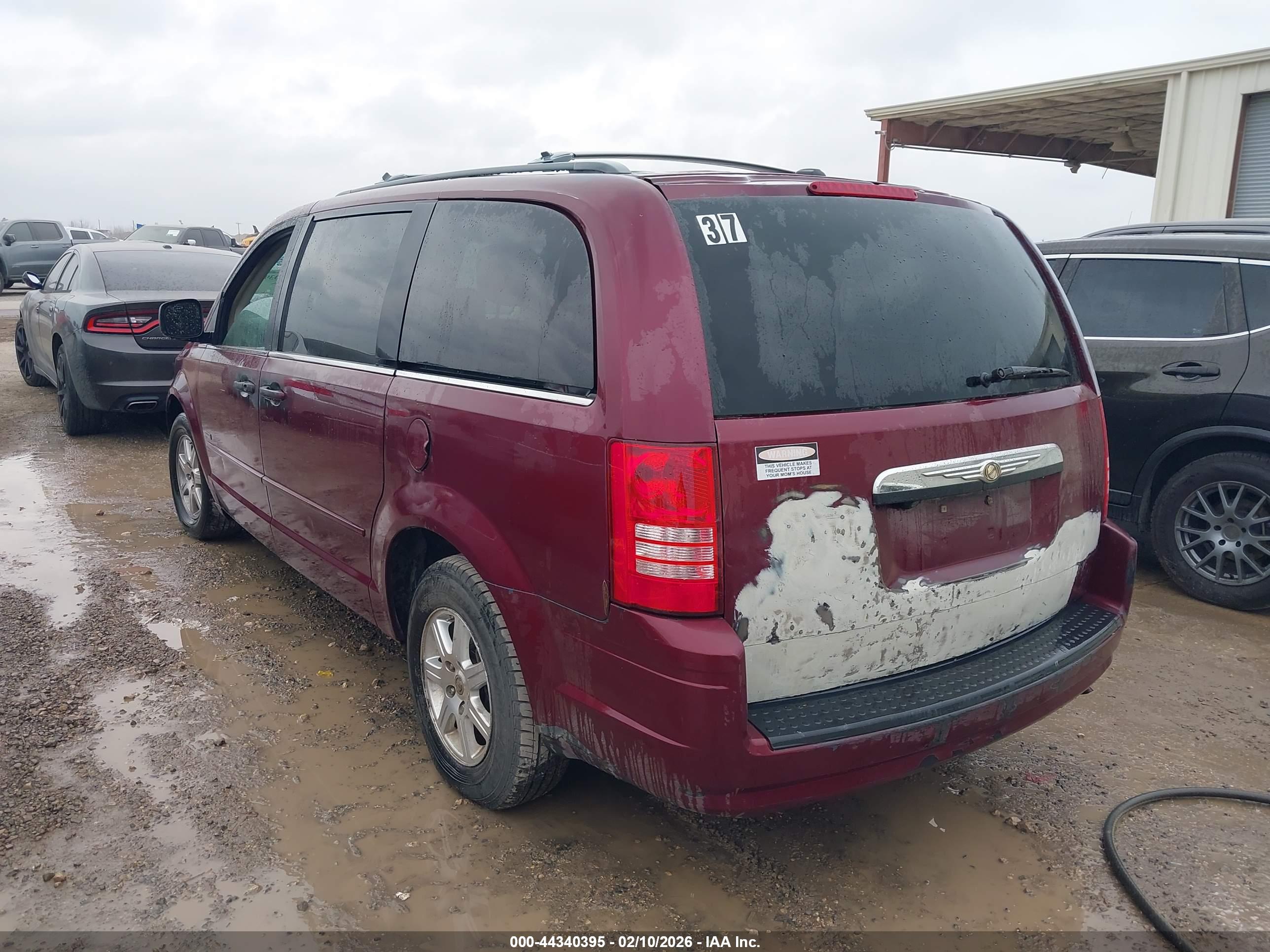 CHRYSLER TOWN image 3