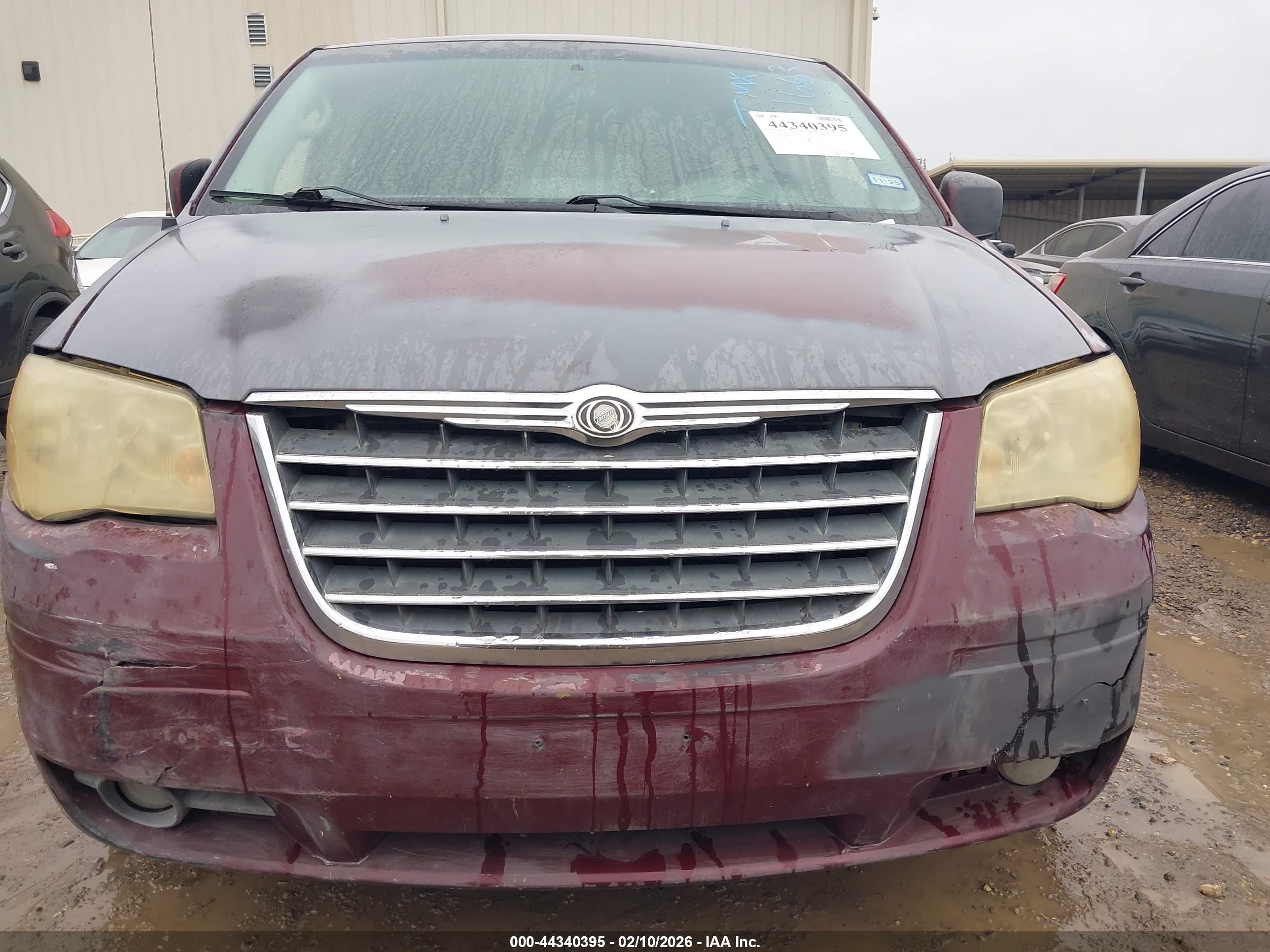 CHRYSLER TOWN image 6