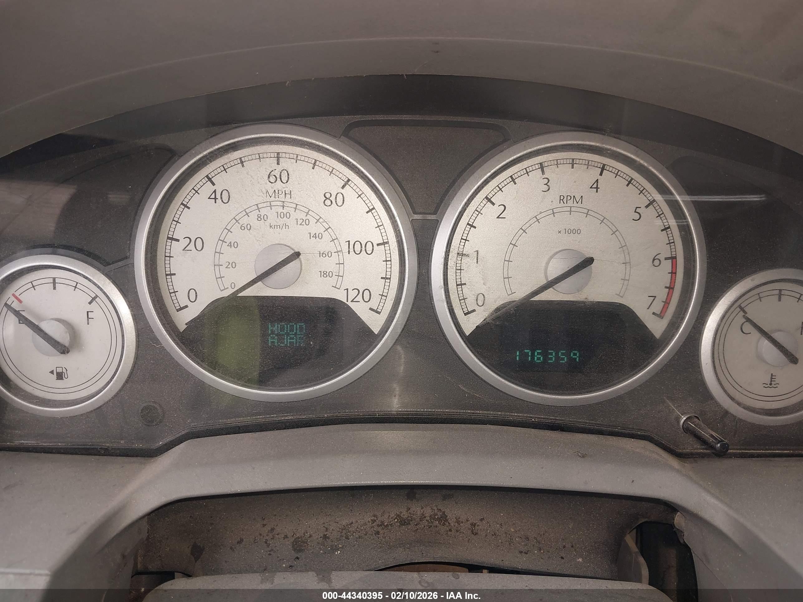 CHRYSLER TOWN image 7